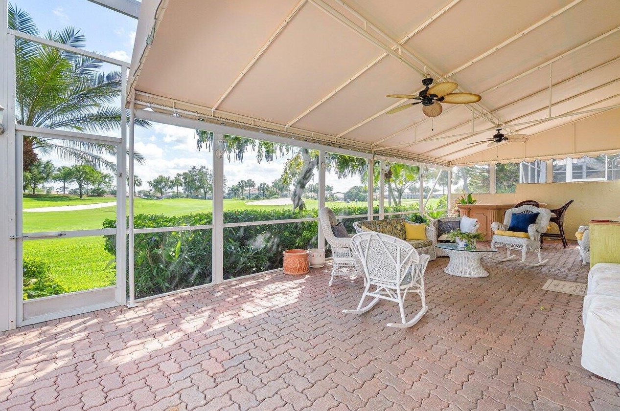 109 Coral Cay Dr, West Palm Beach FL  33418-4005 exterior