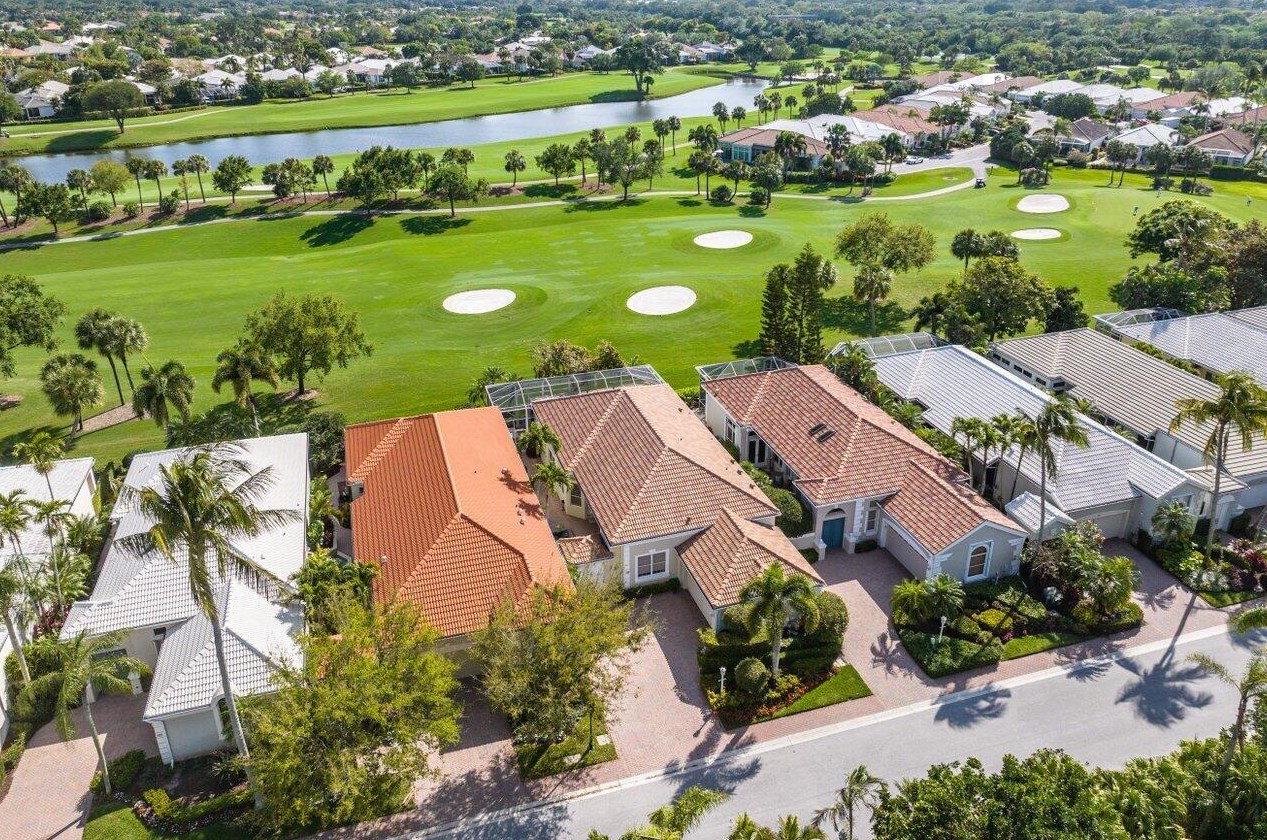 109 Coral Cay Dr, West Palm Beach FL  33418-4005 exterior