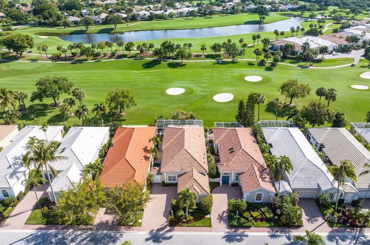 109 Coral Cay Dr, West Palm Beach FL  33418-4005 exterior