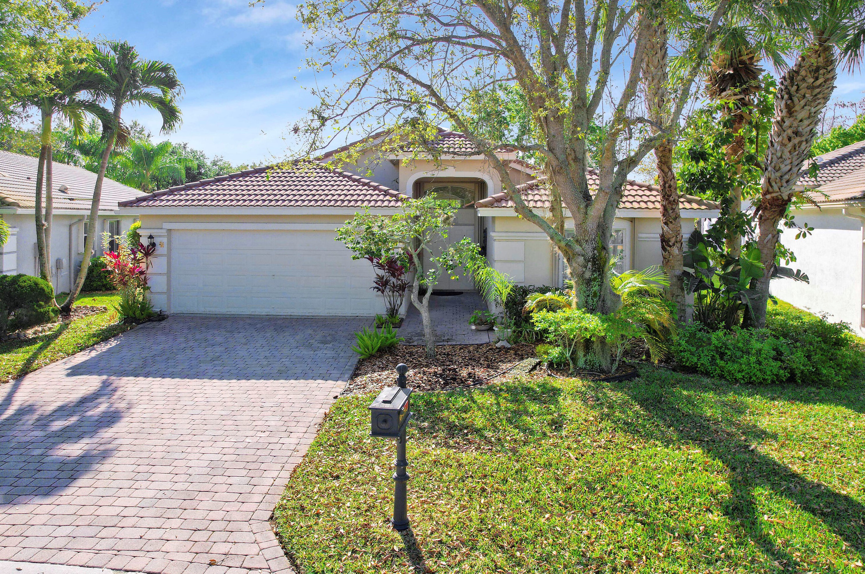 6496 Via Primo St, Lake Worth, FL 33467