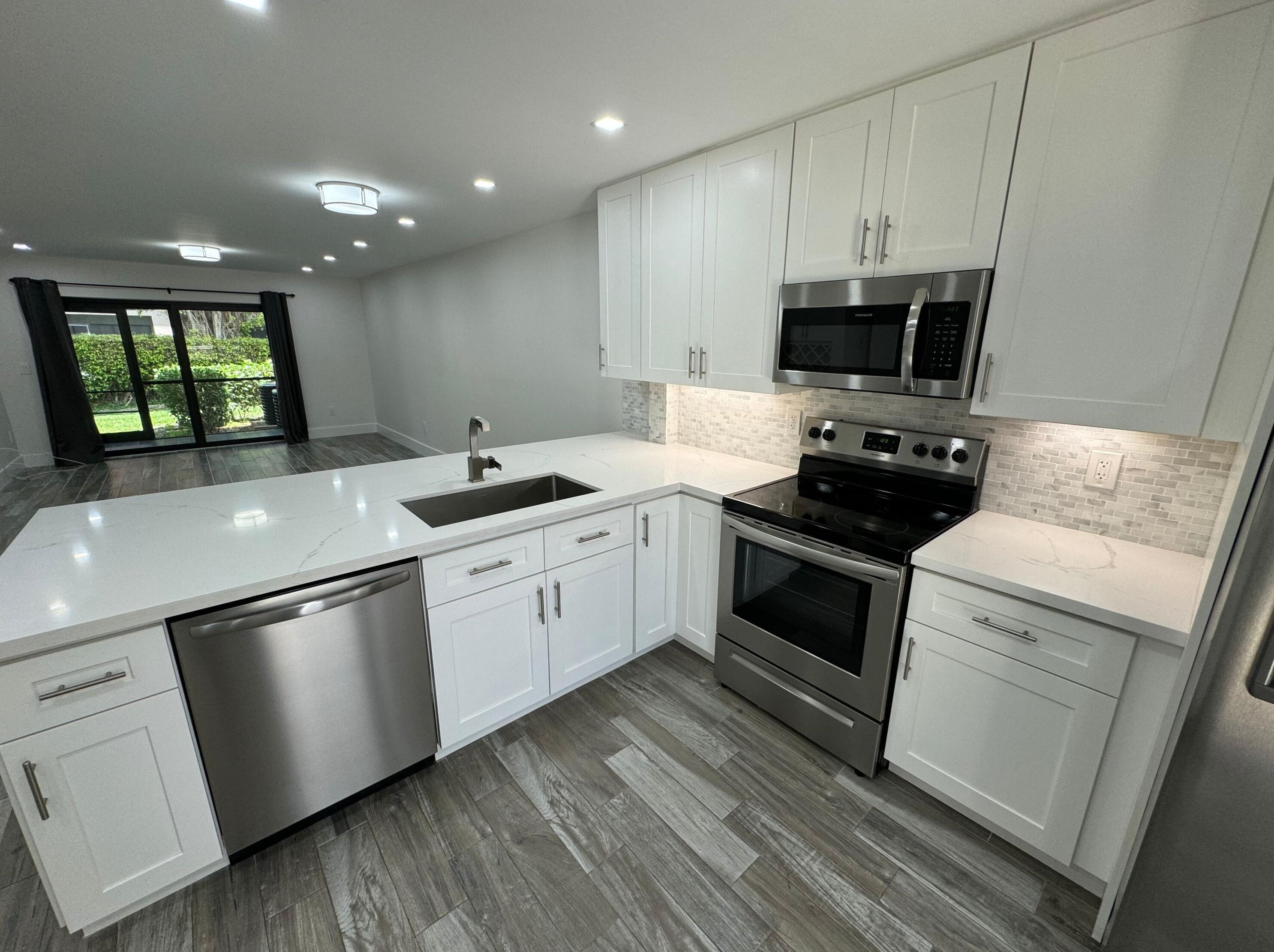350 Club Cir #104, Boca Raton, FL 33487