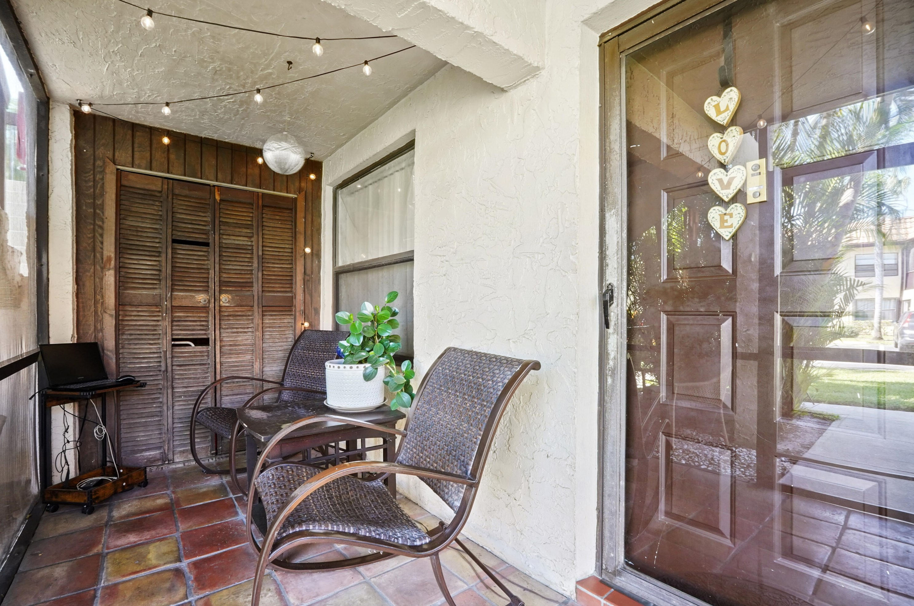 7262 Golf Colony Ct #101, Lake Worth, FL 33467
