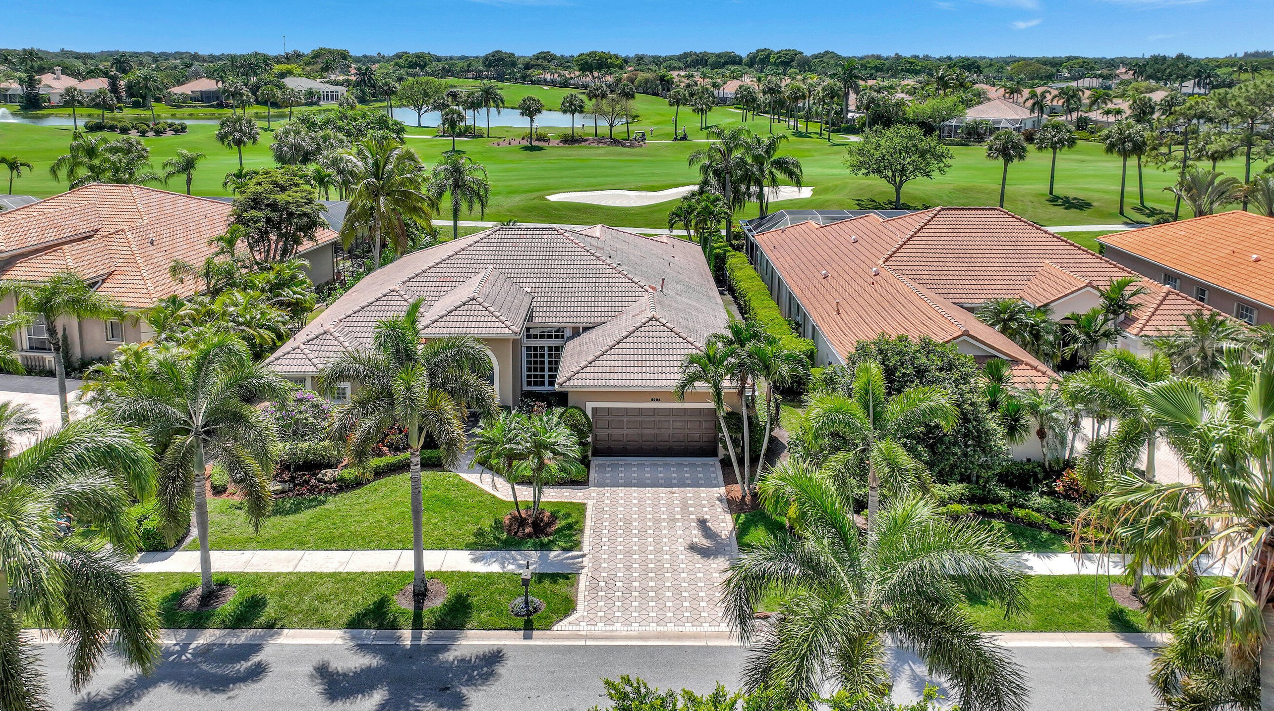 8984 Lakes Blvd, West Palm Beach FL  33412-1550 exterior