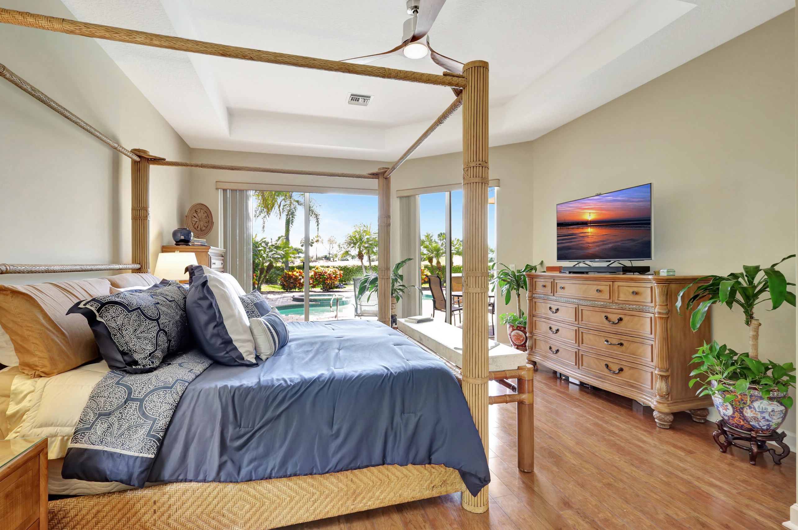 8984 Lakes Blvd, West Palm Beach FL  33412-1550 exterior