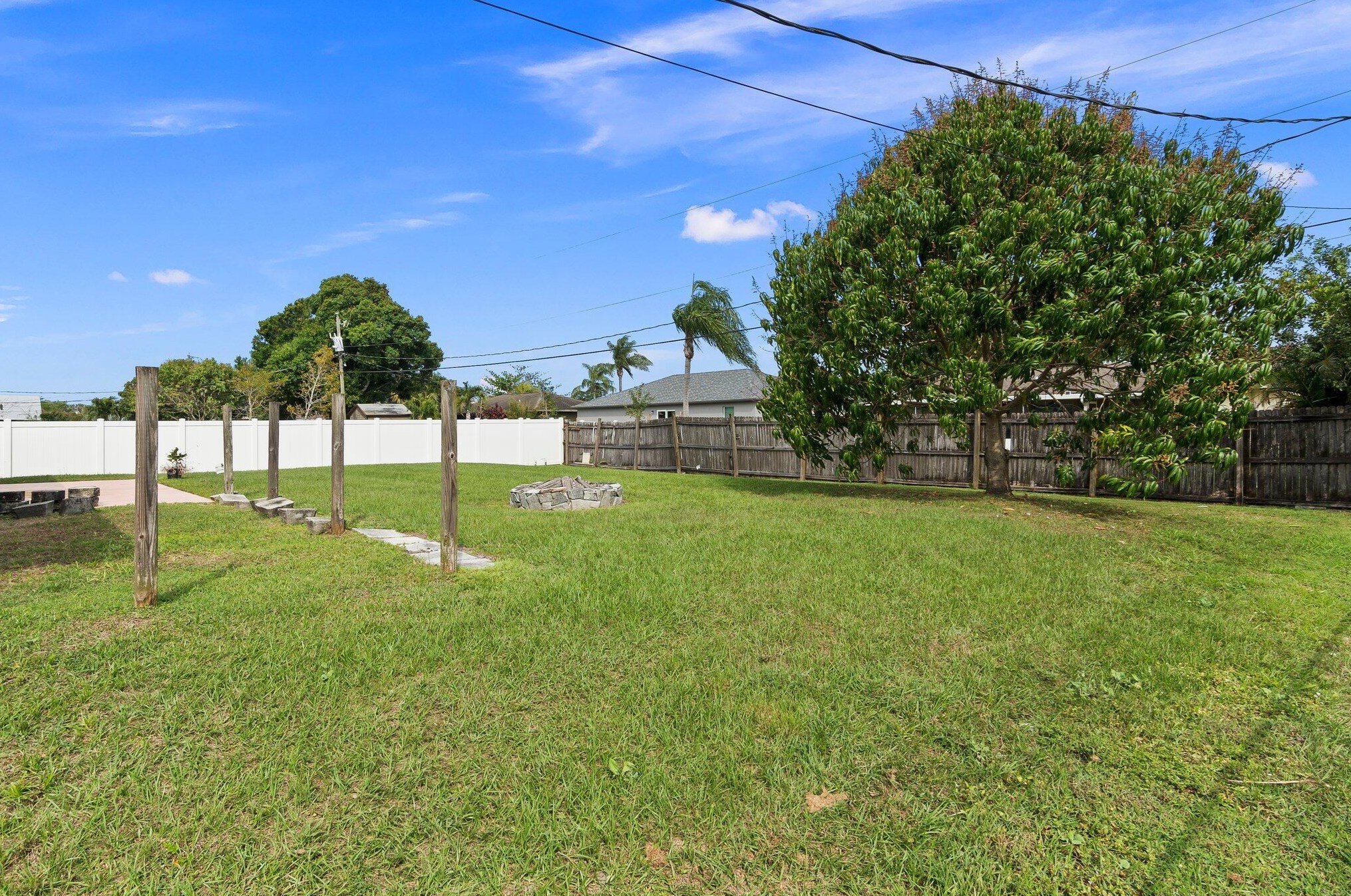 731 Bayard Ave, Fort Pierce FL  34983-1071 exterior