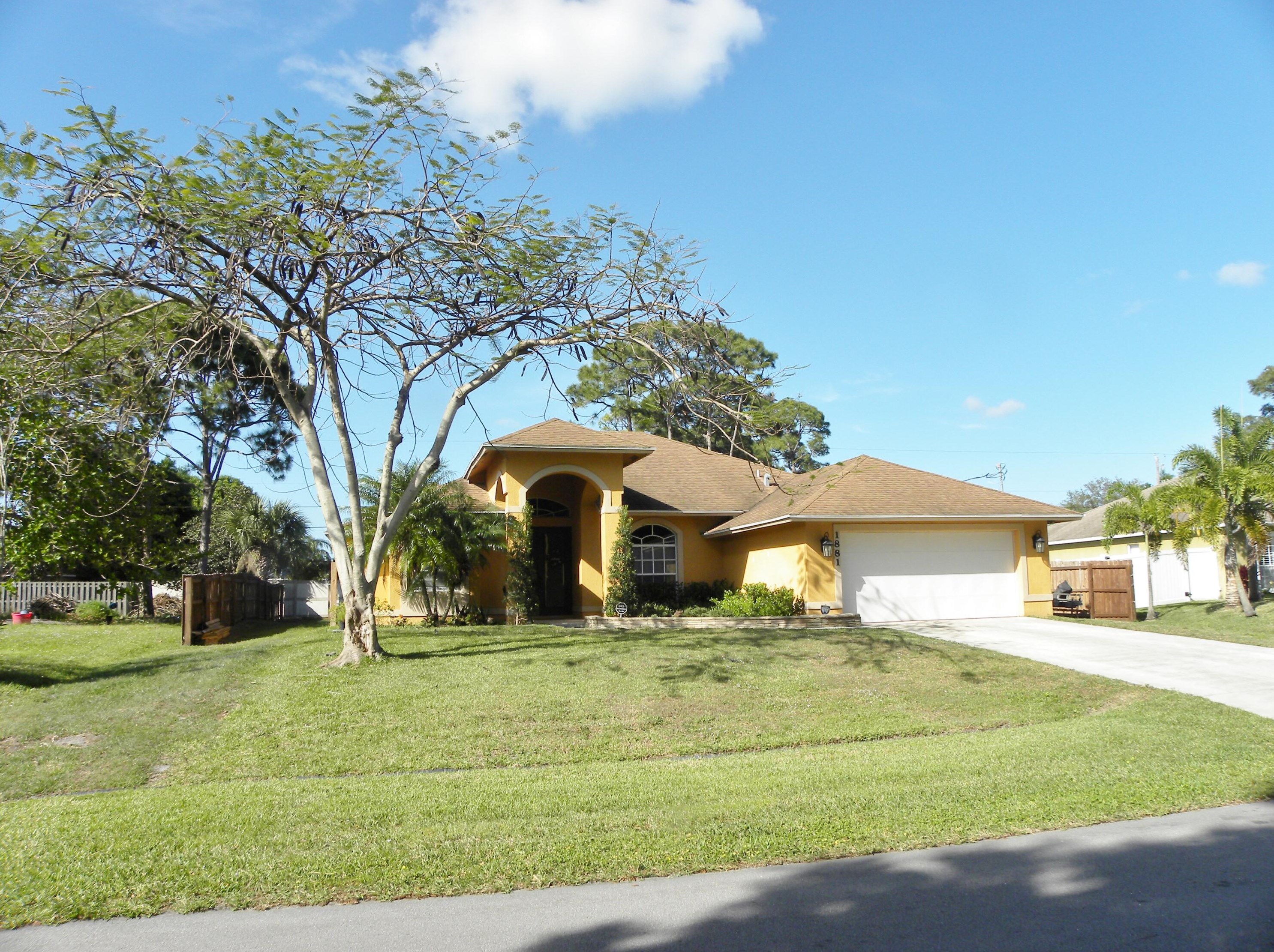 1881 Michelangelo Ave, Fort Pierce, FL 34953-2422