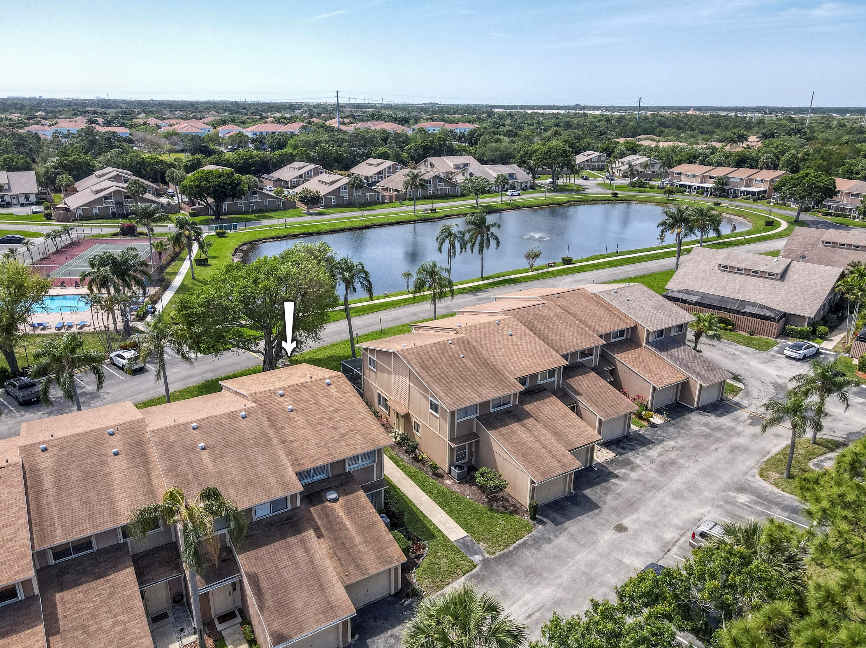 56 Maplecrest Cir, Jupiter, FL 33458-7805