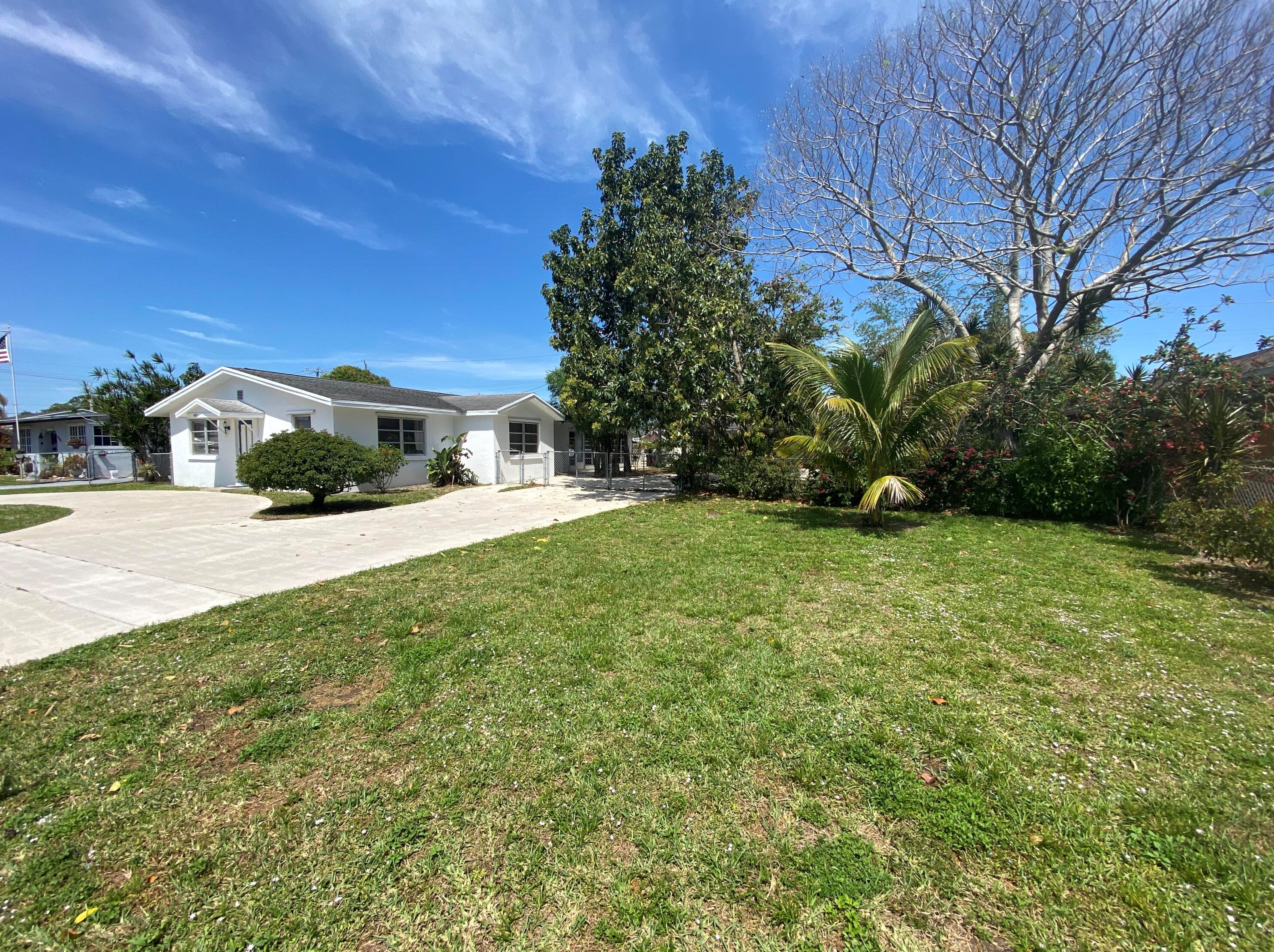 4451 Forest Ln, West Palm Beach, FL 33406-7505
