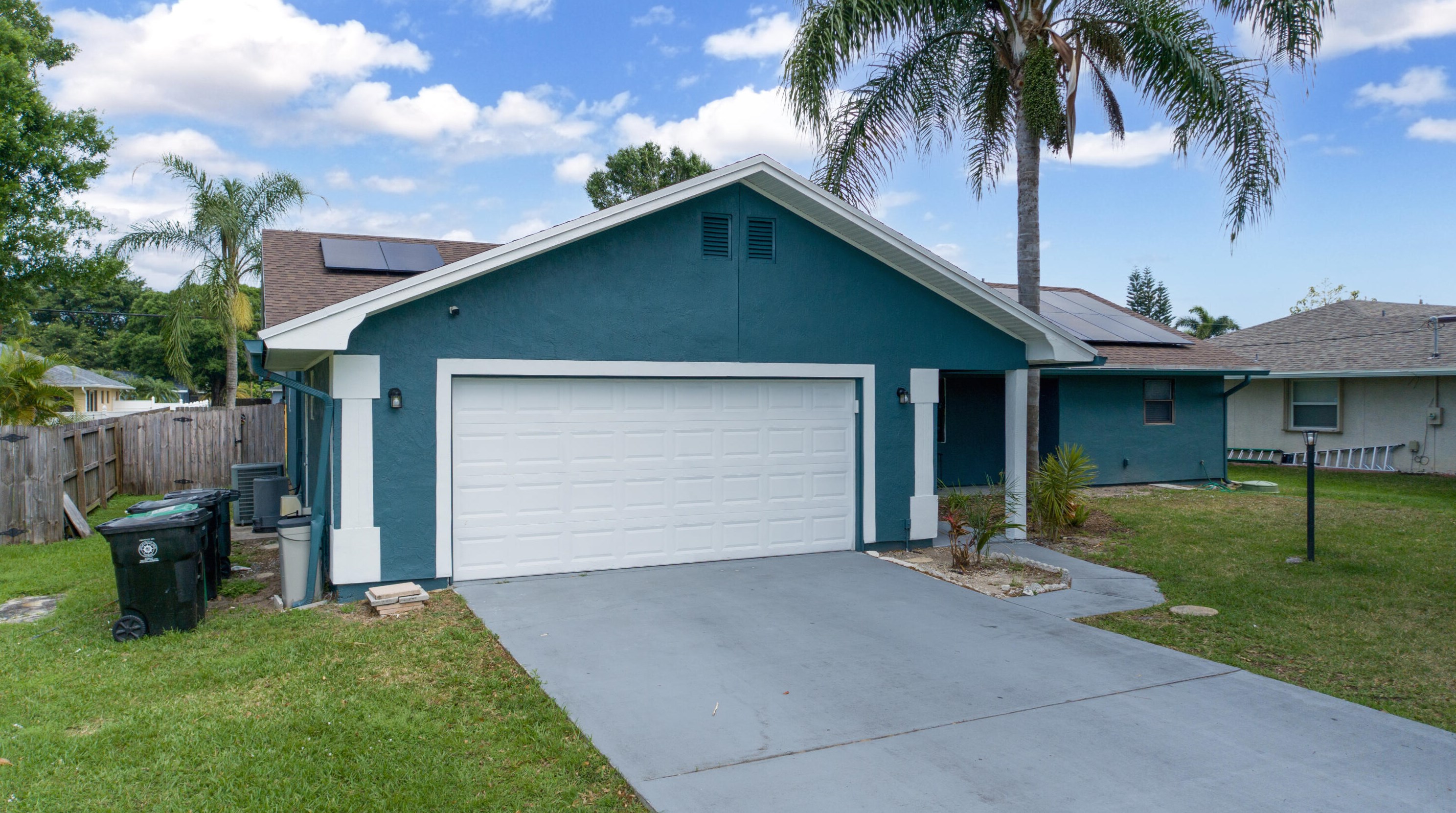 1149 Clifton Ln, Fort Pierce, FL 34983-3201