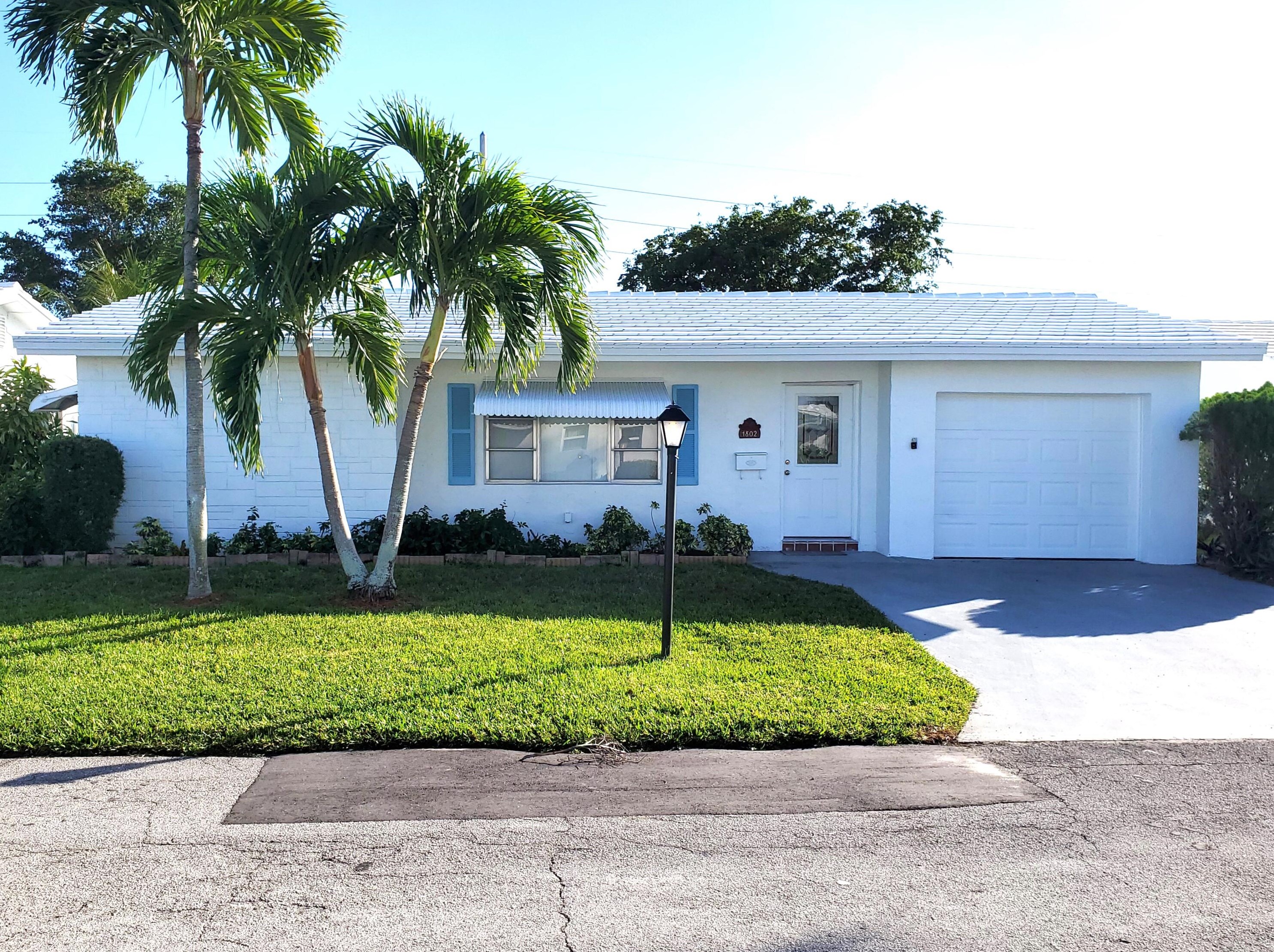 1802 14th Ave, Boynton Beach, FL 33426-5847
