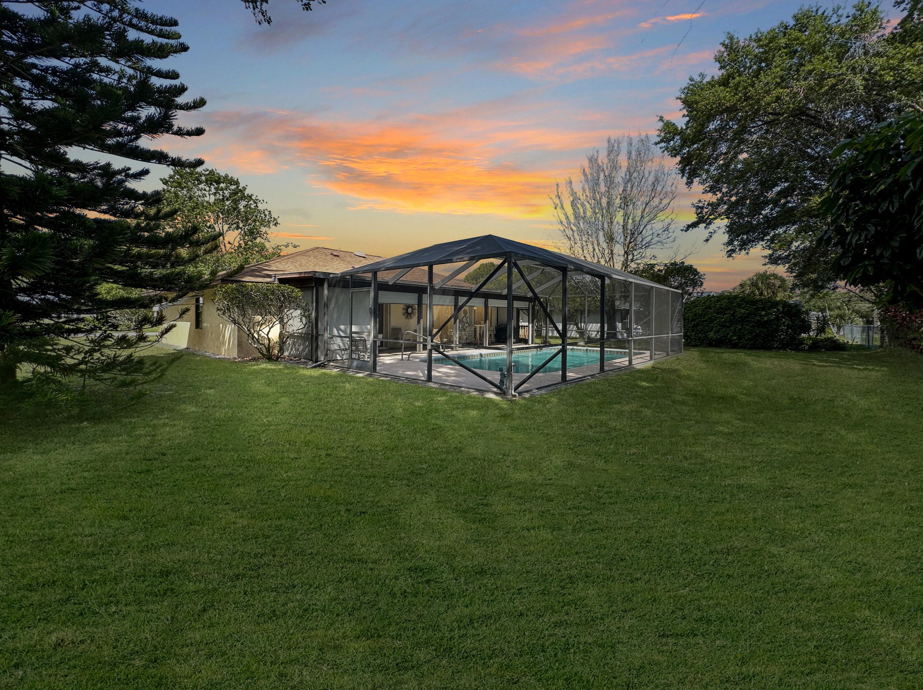 5300 Paleo Pne Cir, Fort Pierce FL 34951-2386 exterior