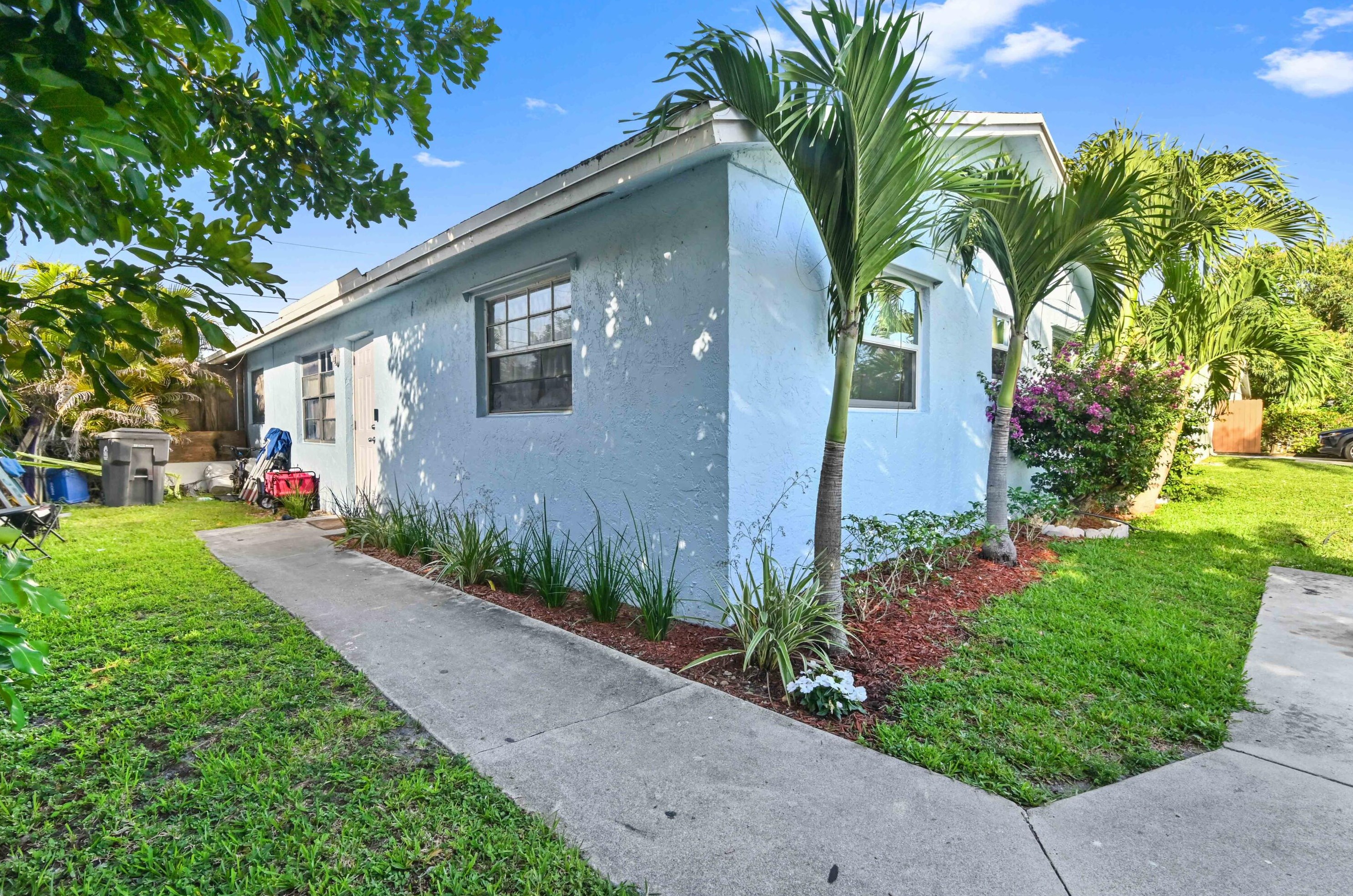 4915 Weymouth St, Lake Worth, FL 33463-2259