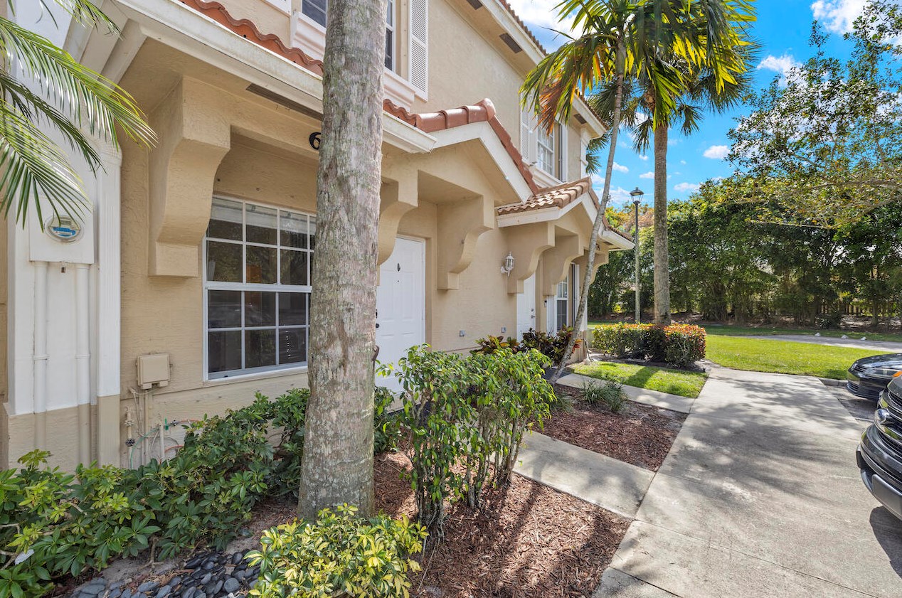 6970 Blacksmith Way, Lake Worth, FL 33467-7208