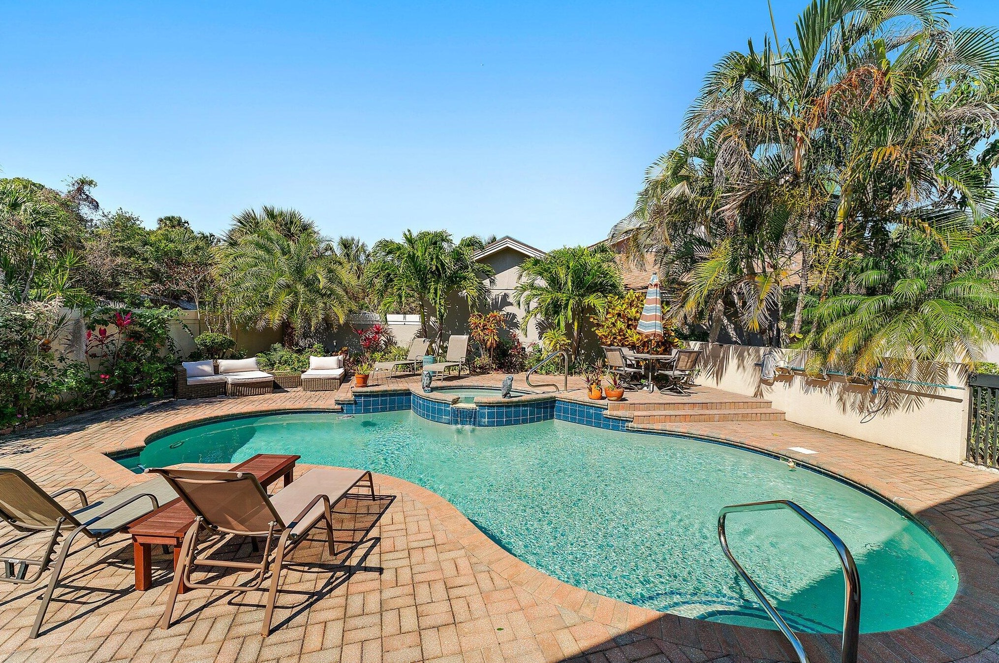 104 Knoll Way, Jupiter, FL 33477-9630