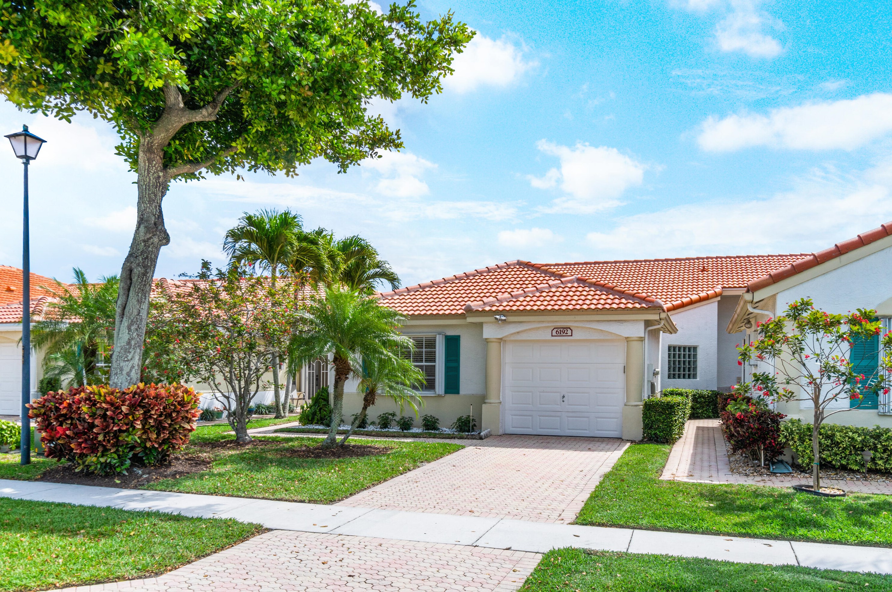 6192 Floral Lakes Dr, Delray Beach, FL 33484-4605