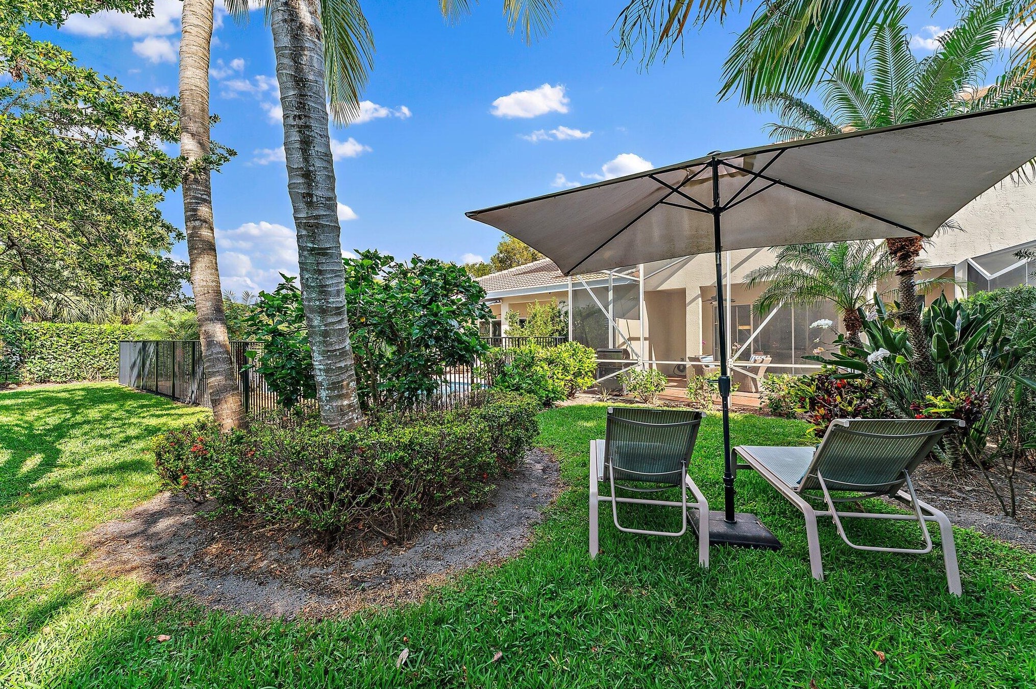 744 Cable Bch Ln, West Palm Beach FL  33410-3411 exterior