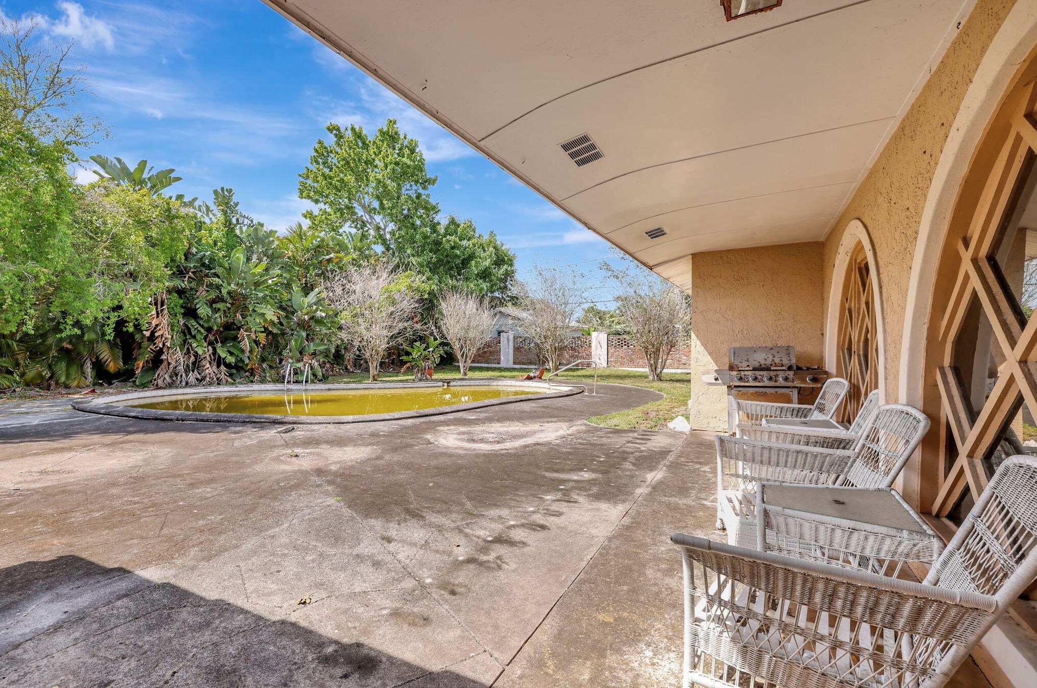 1010 Grandview Blvd, Fort Pierce FL 34982-4322 exterior