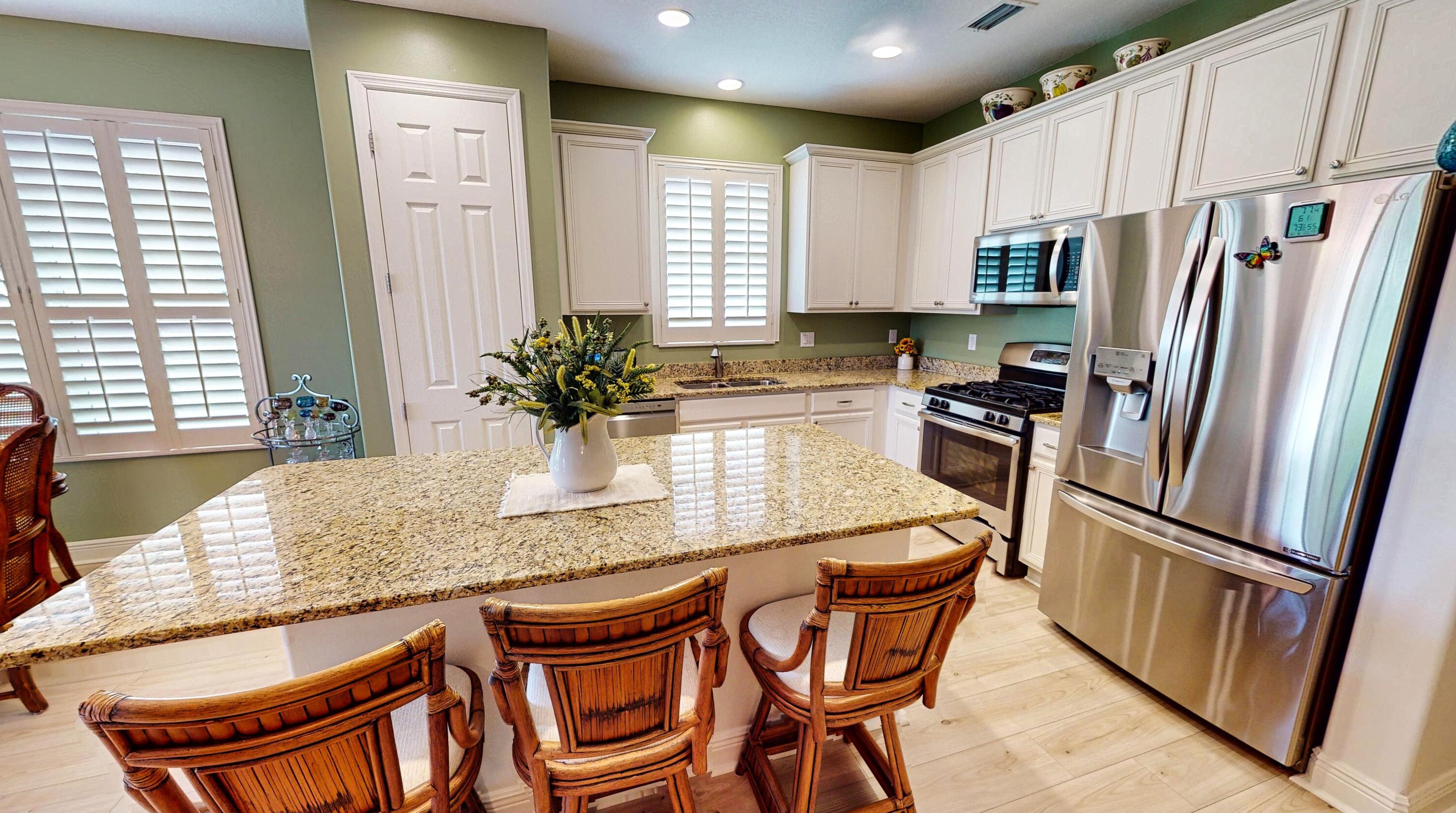 10088 Oak Tree Cir, Fort Pierce FL 34987-2454 exterior