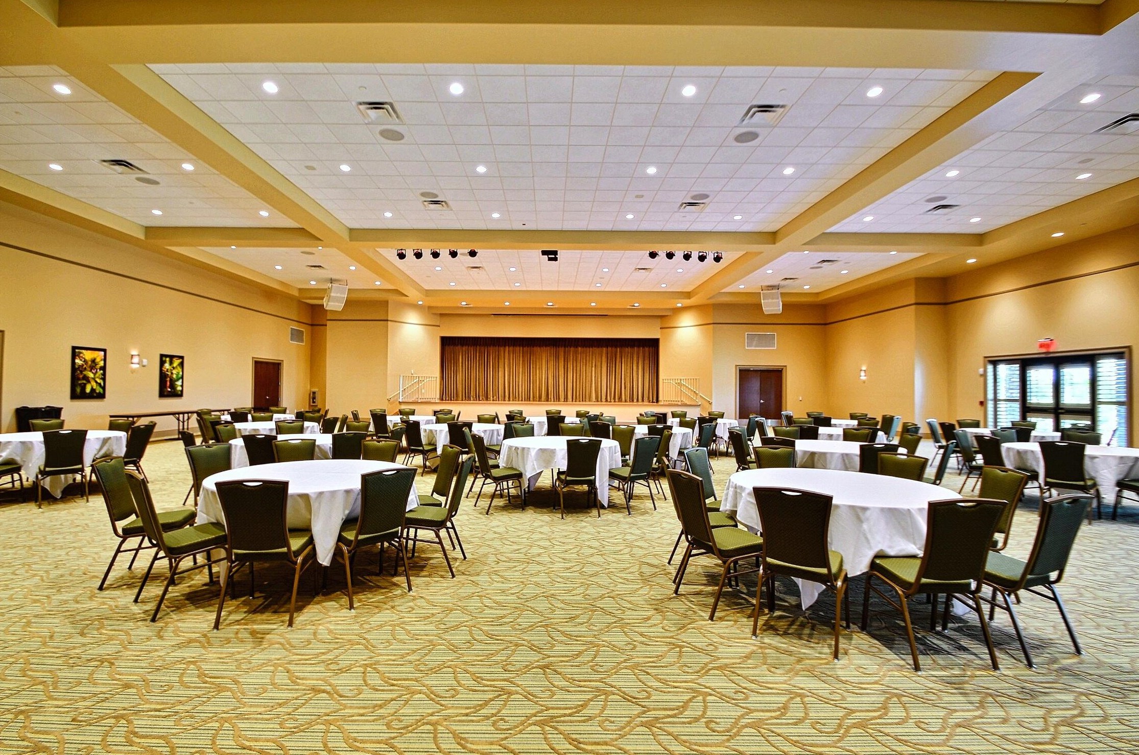 10088 Oak Tree Cir, Fort Pierce FL 34987-2454 exterior