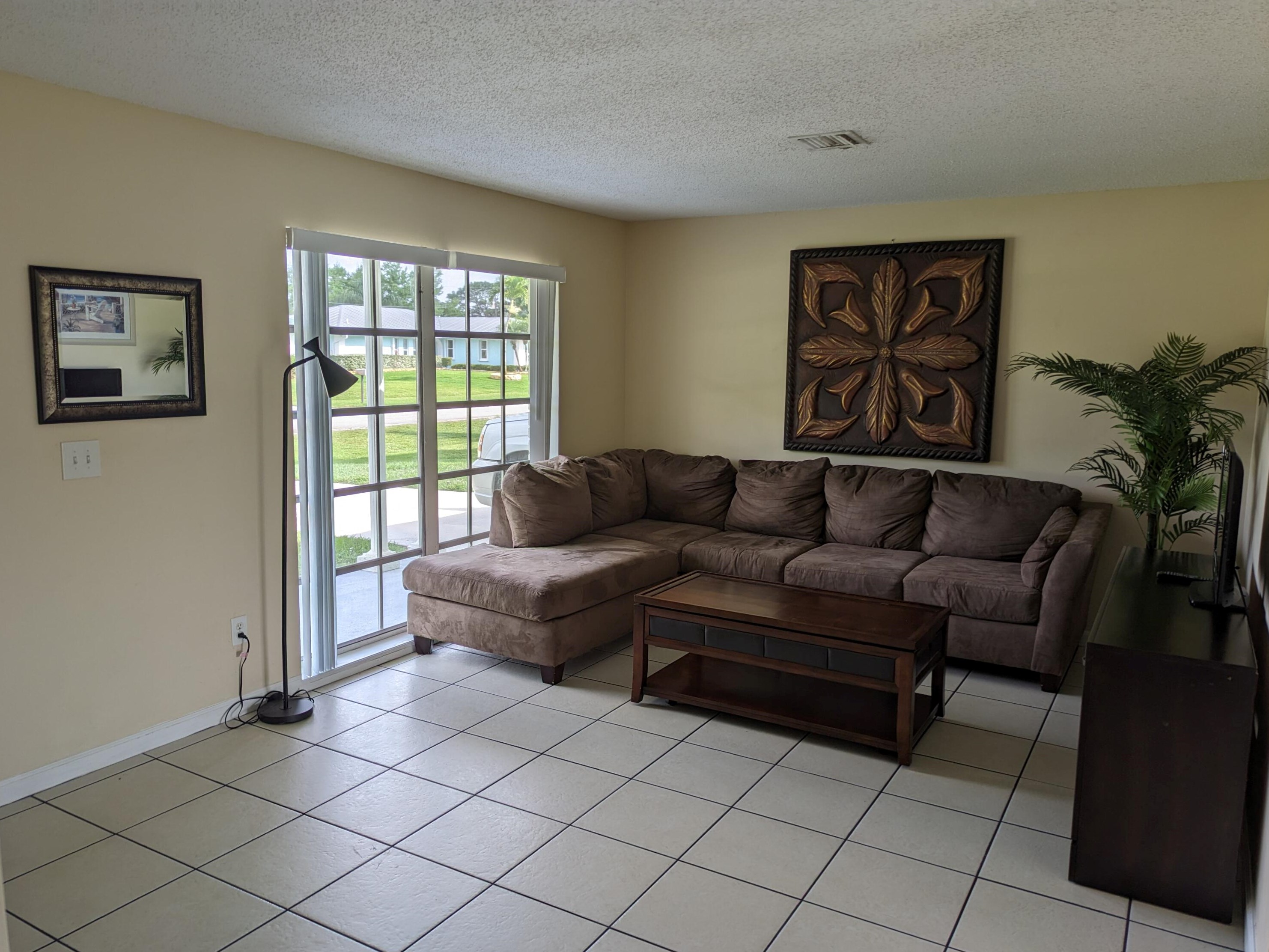 432 Sw Curry St, Fort Pierce, FL 34983