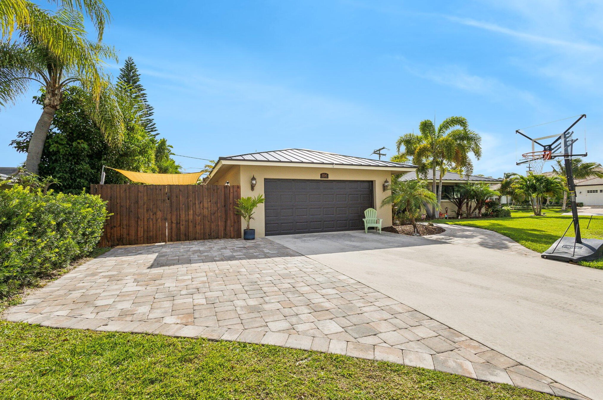 854 Fathom Ct, West Palm Beach, FL 33408-3805