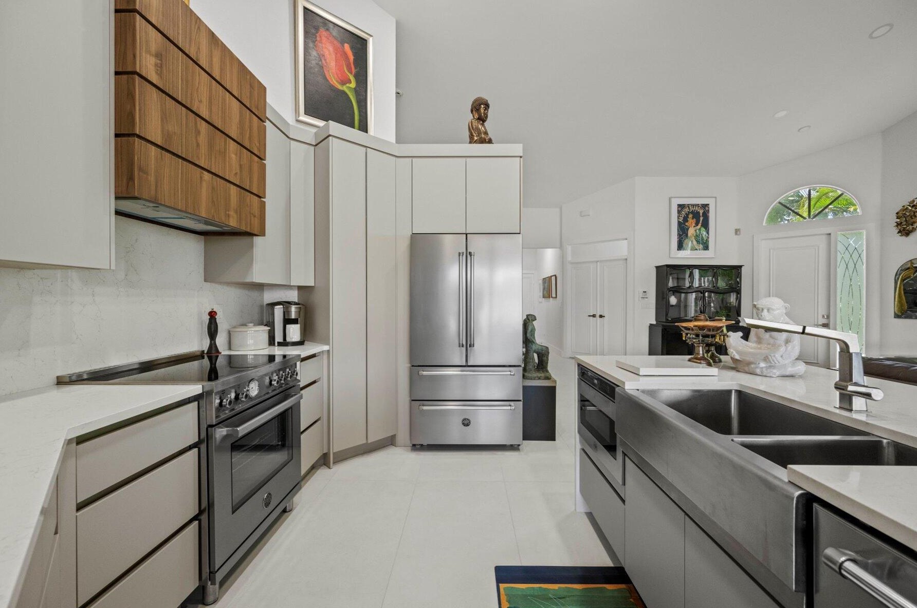 4690 Carlton Golf Dr, Lake Worth FL 33449-8133 exterior