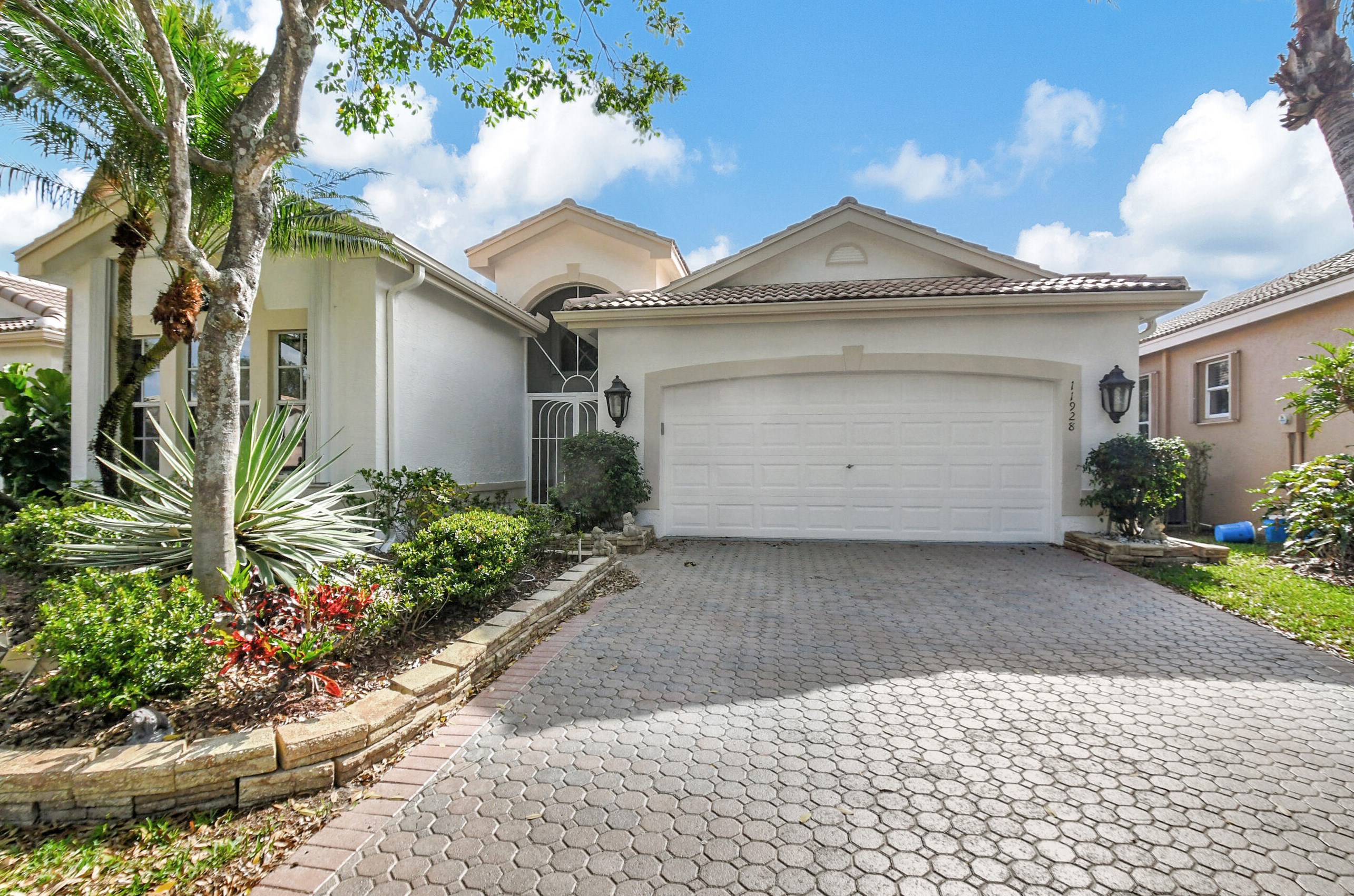 11928 Manzano Ave, Boynton Beach, FL 33437-6620