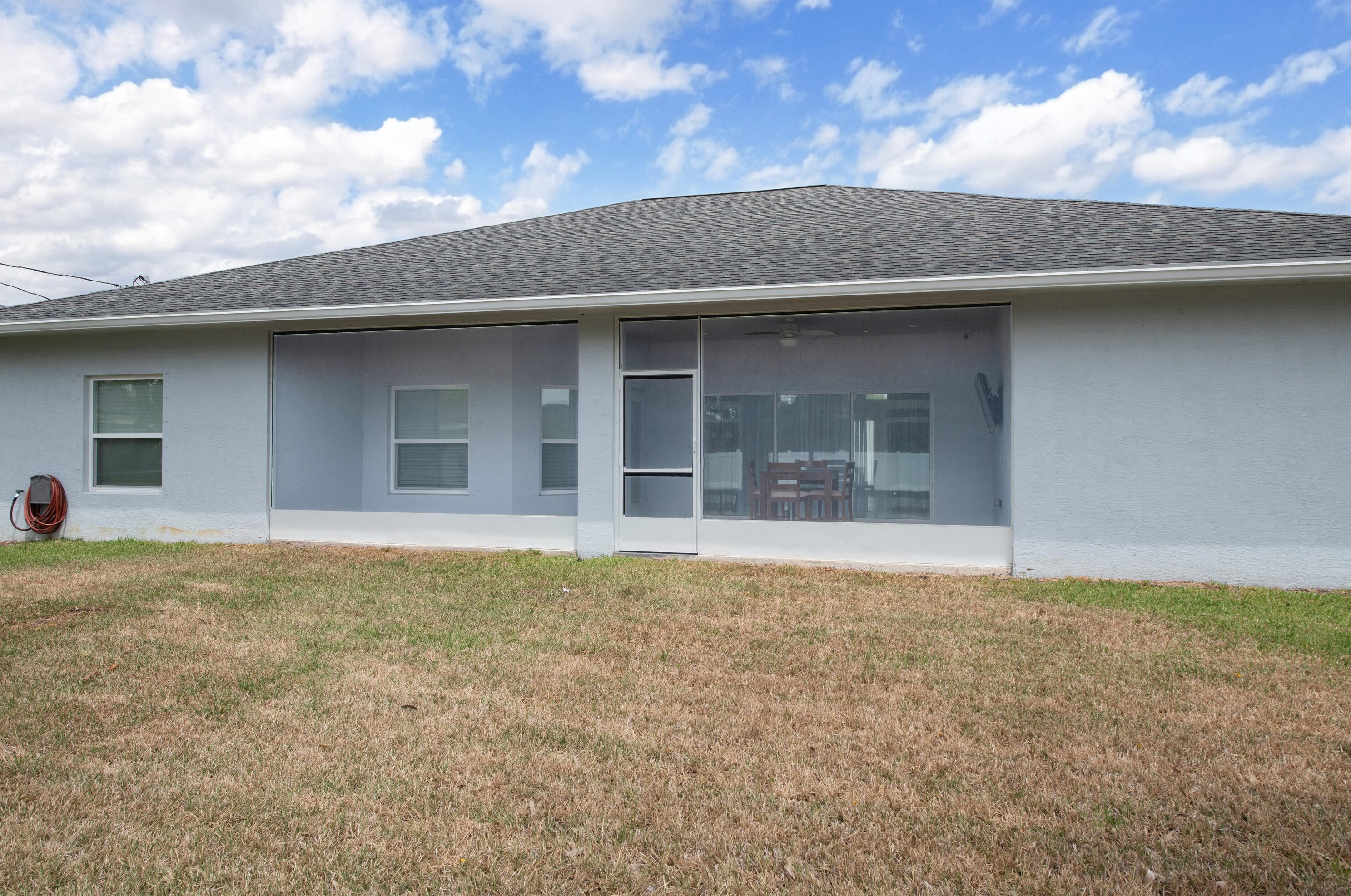 670 Gailbreath Ave, Fort Pierce FL 34953-7605 exterior