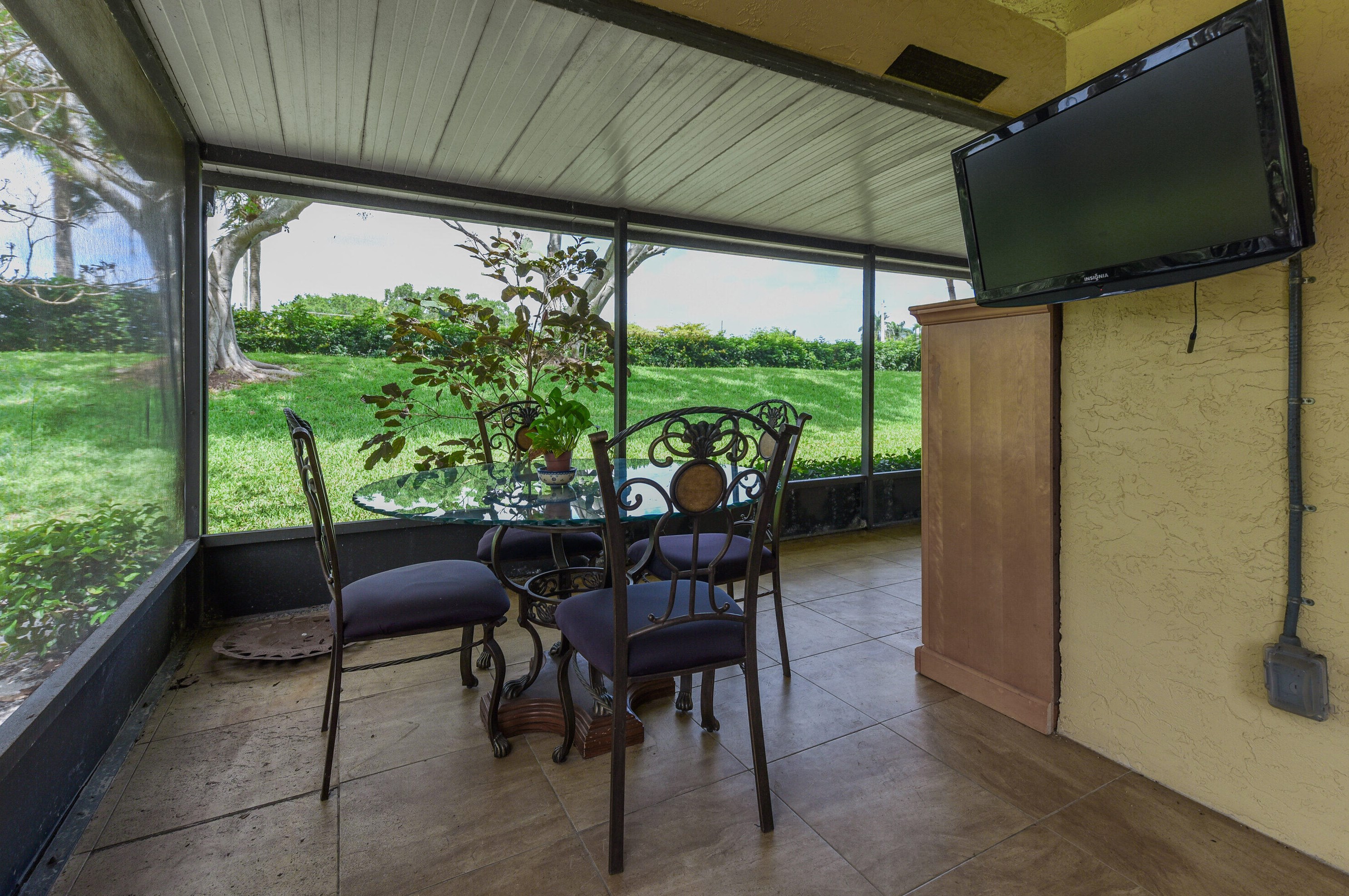 65 Via De Casas Norte, Boynton Beach FL  33426-8854 exterior