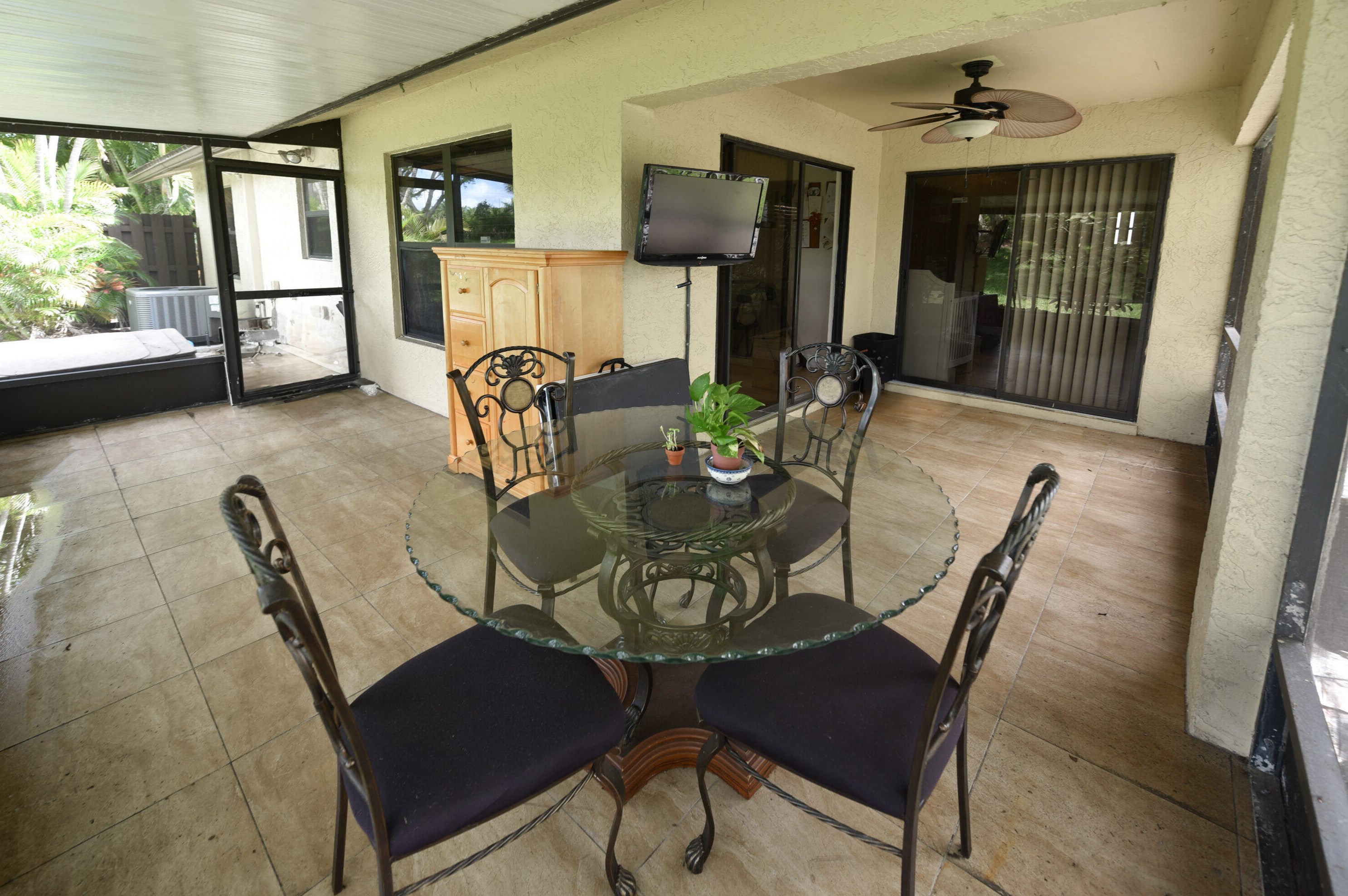 65 Via De Casas Norte, Boynton Beach FL  33426-8854 exterior