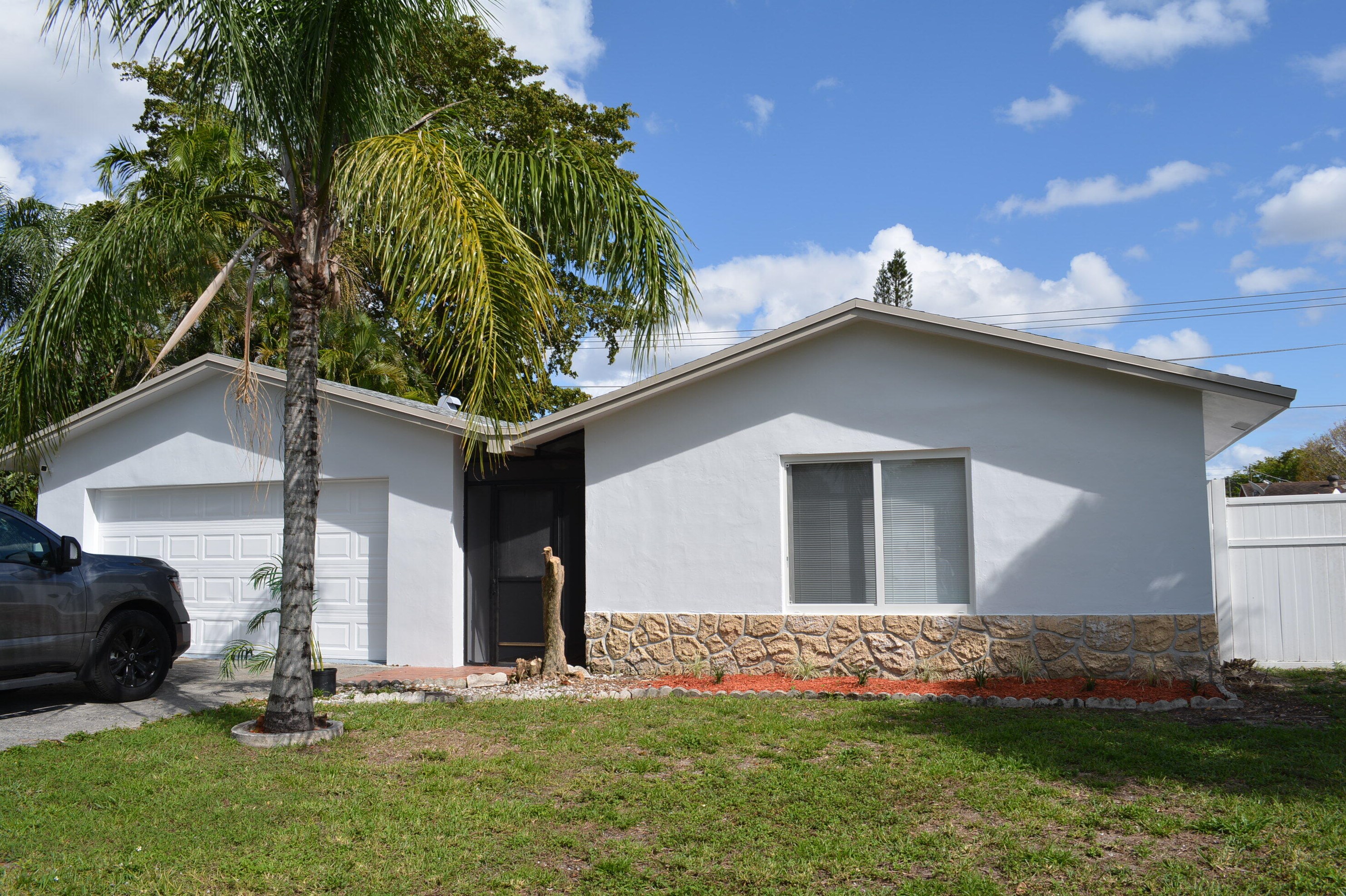 22246 Sw 64th Way, Boca Raton, FL 33428