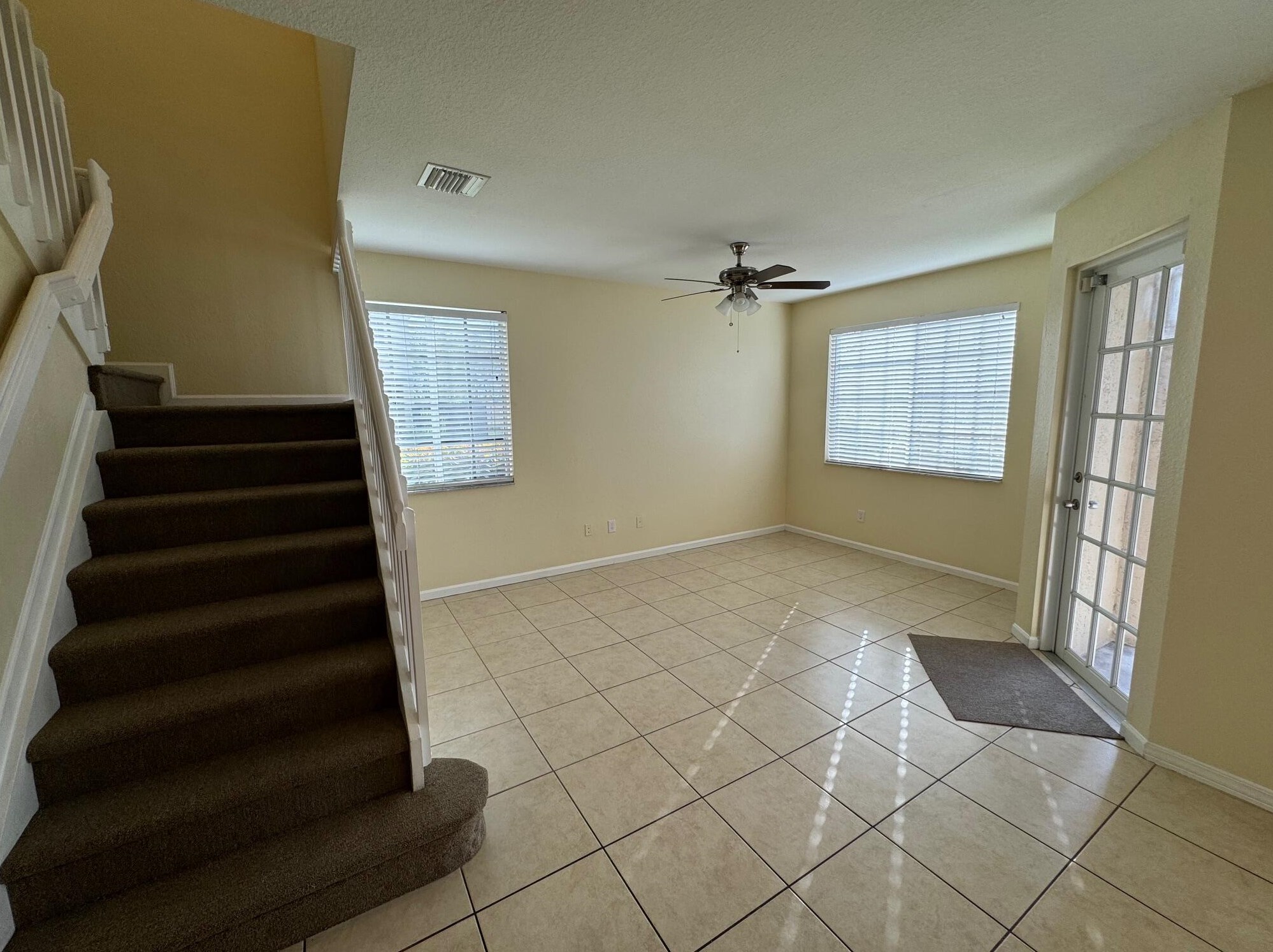 961 Lucaya Dr, West Palm Beach, FL 33404