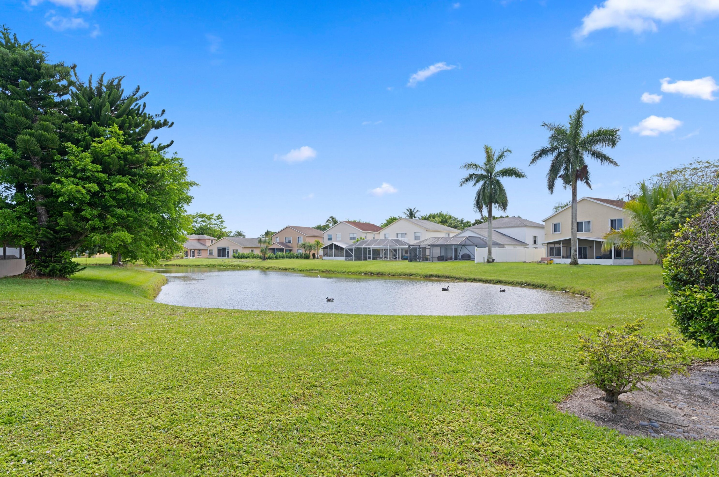 8912 Aubrey Ln, Boynton Beach, FL 33472-5102