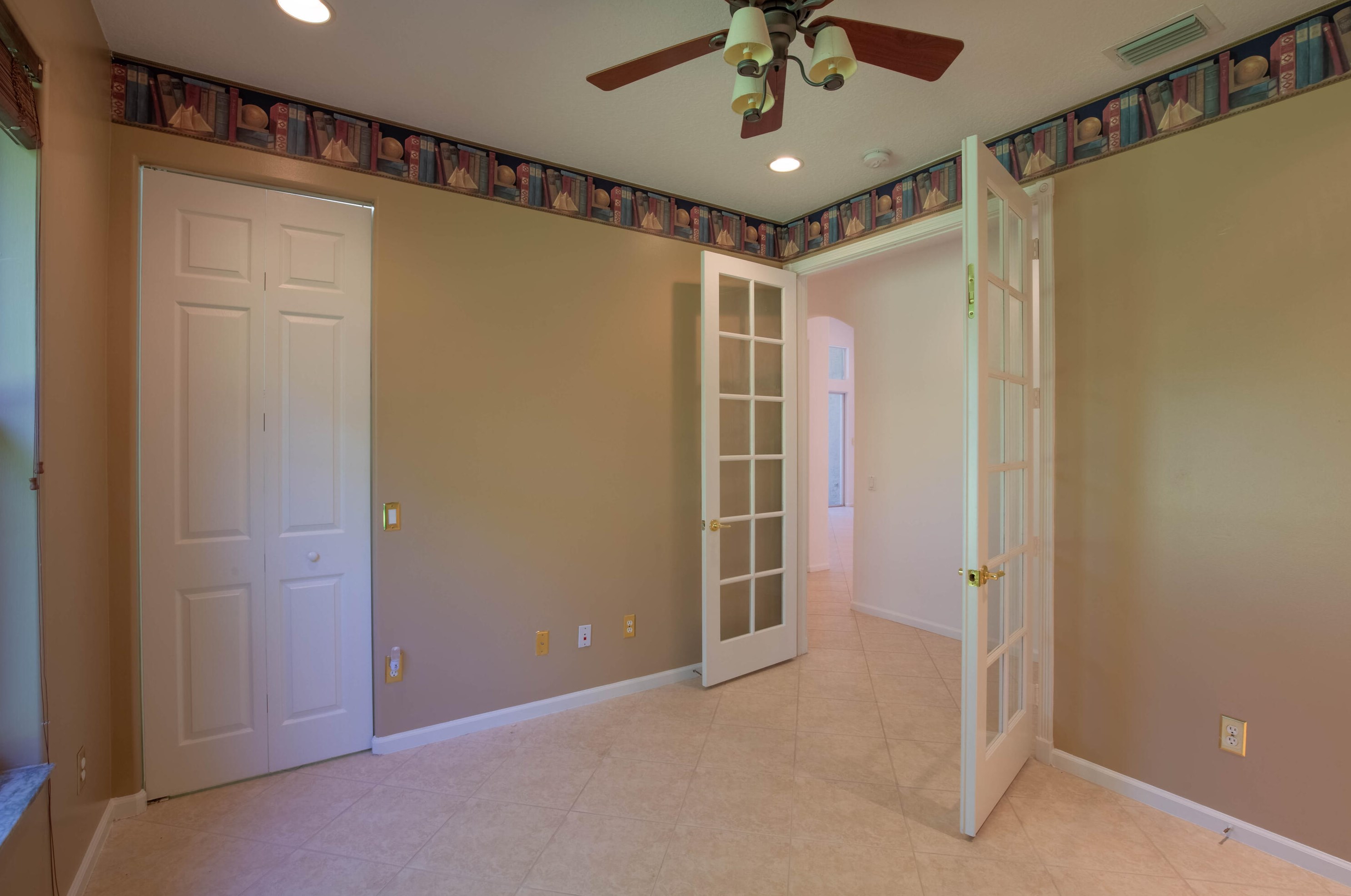 7327 Lahana Cir, Boynton Beach FL 33437-7171 exterior