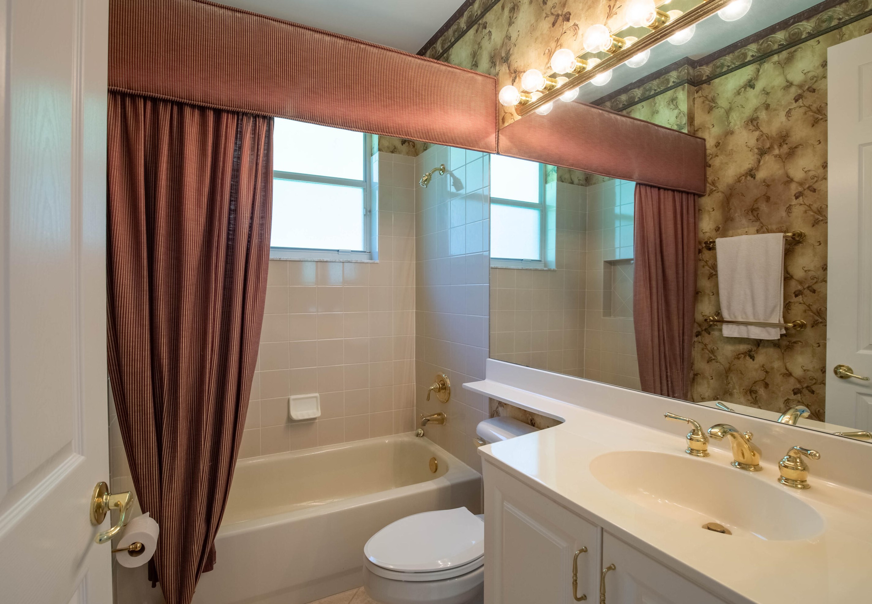 7327 Lahana Cir, Boynton Beach FL 33437-7171 exterior