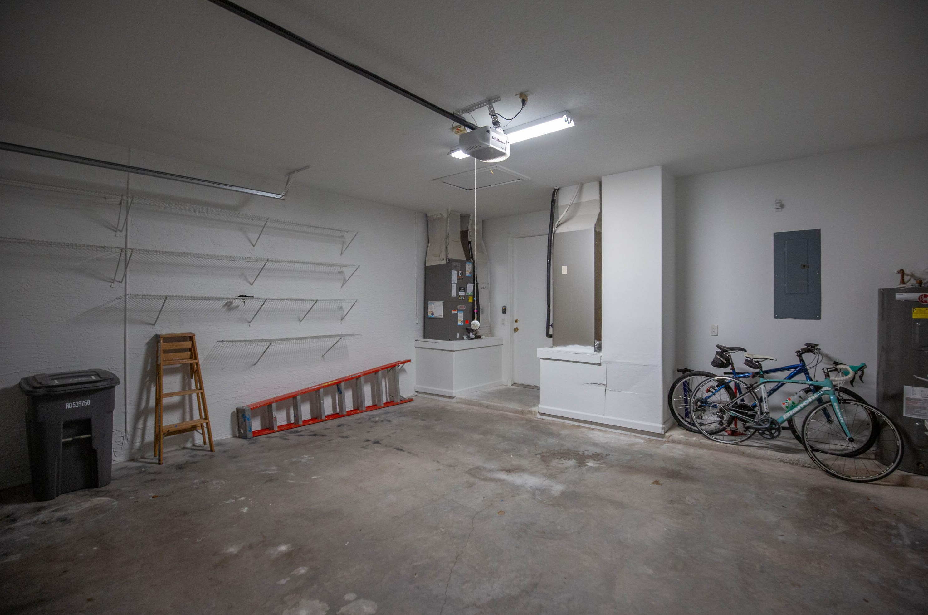 7327 Lahana Cir, Boynton Beach FL 33437-7171 exterior