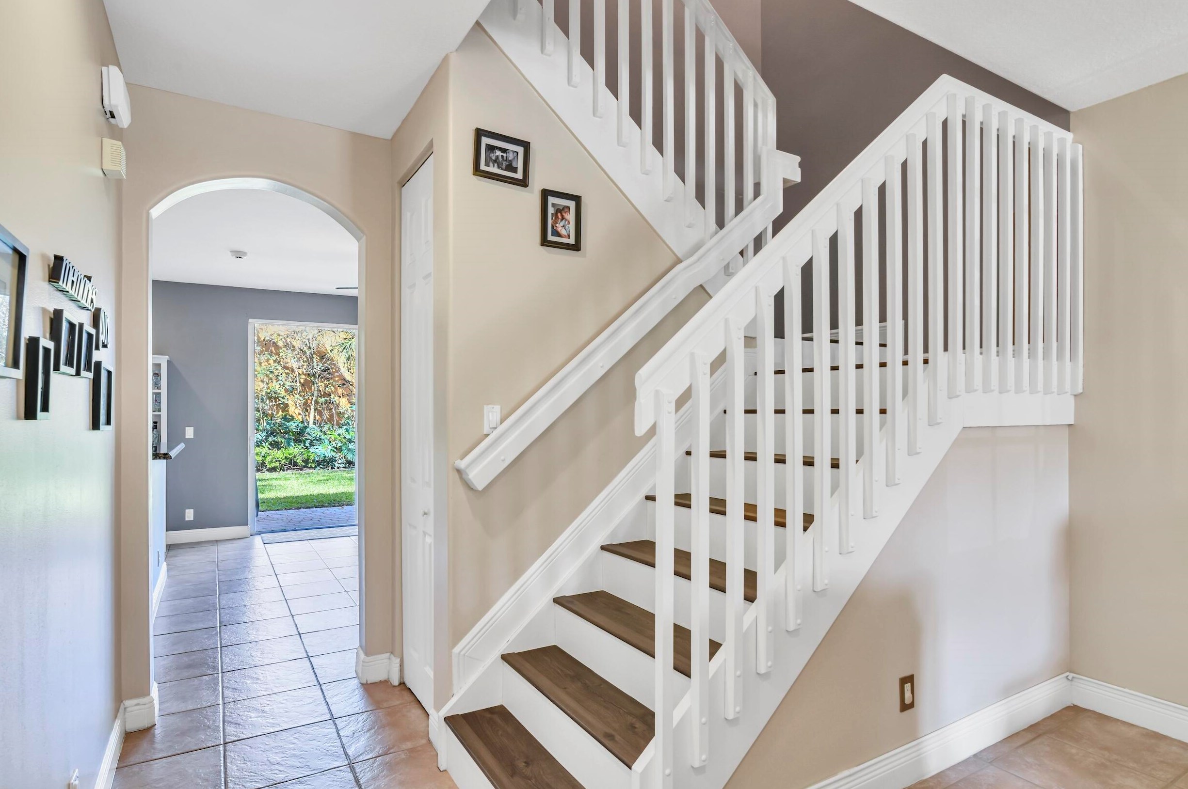 7336 Briella Dr, Boynton Beach FL 33437-3767 exterior