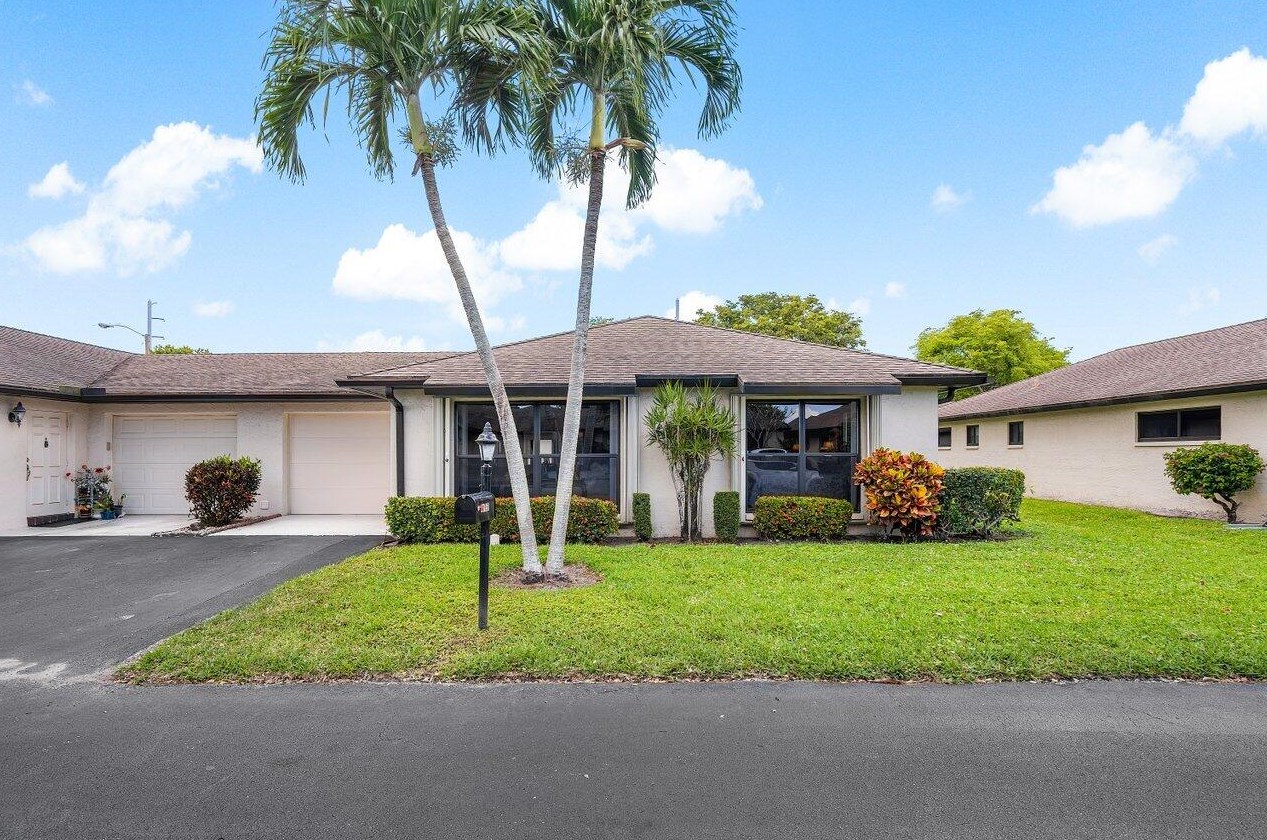 4895 Equestrian Cir, Boynton Beach, FL 33436-4312