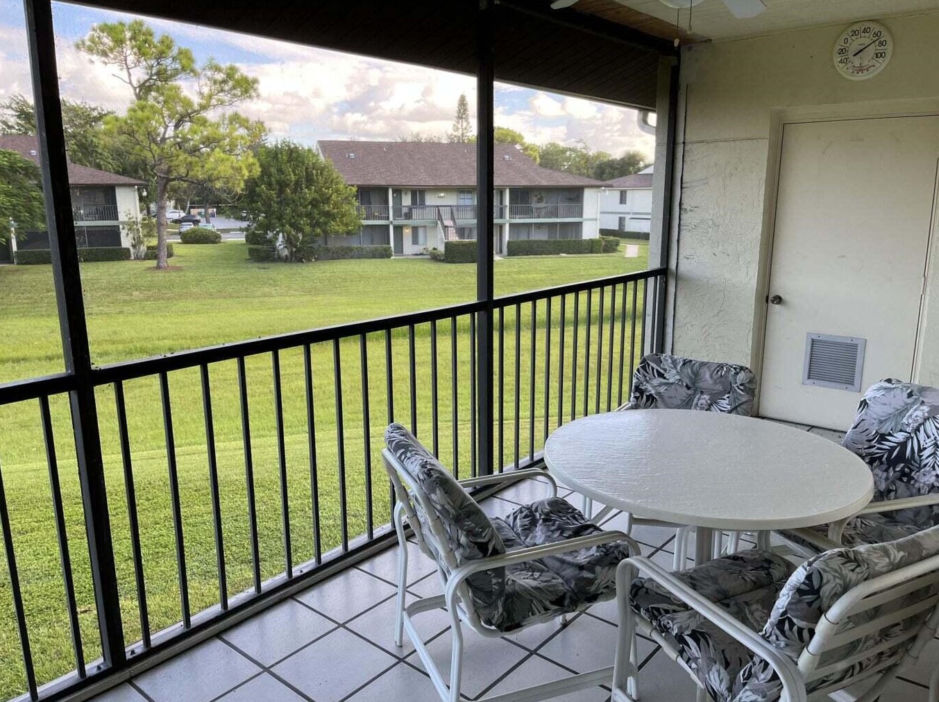 6327 Chasewood Dr, Jupiter FL  33458-5807 exterior