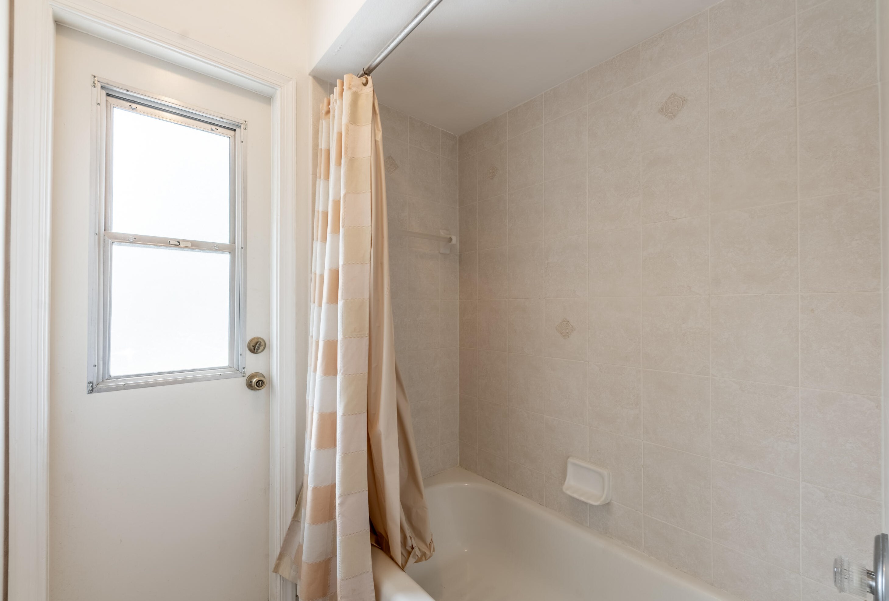 1184 Dorchester St, Fort Pierce FL 34983-2809 exterior