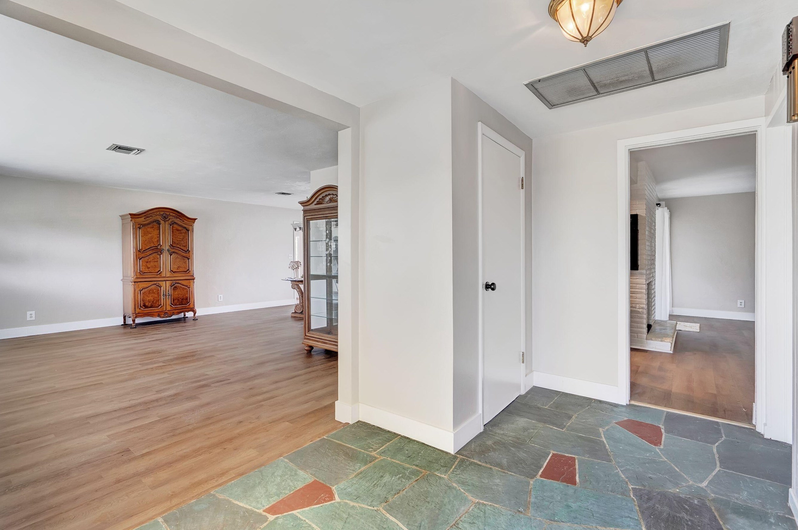 148 Date Palm Dr, West Palm Beach, FL 33403-3524