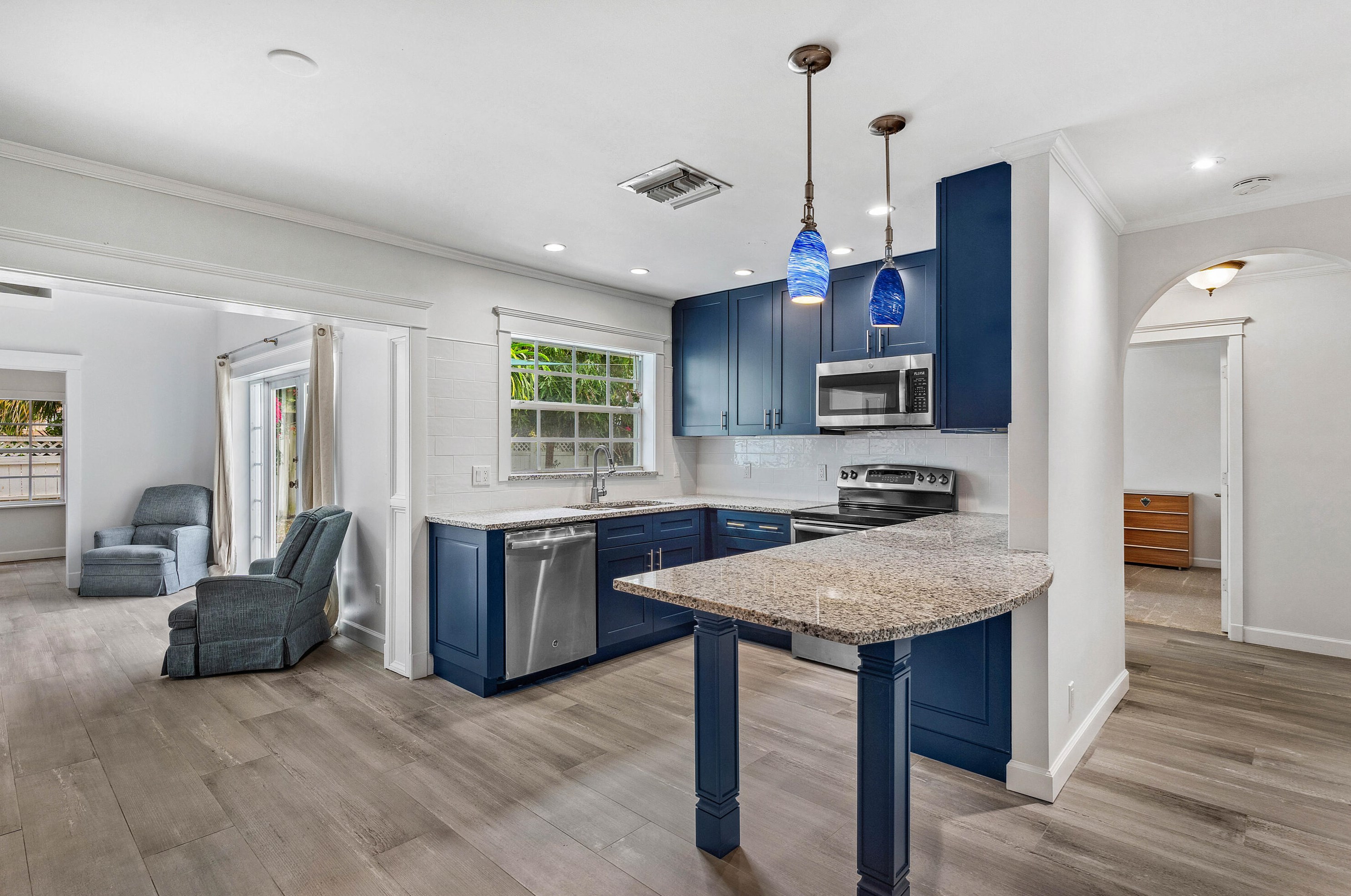 165 Lakeside Dr, Jupiter FL  33458-5517 exterior