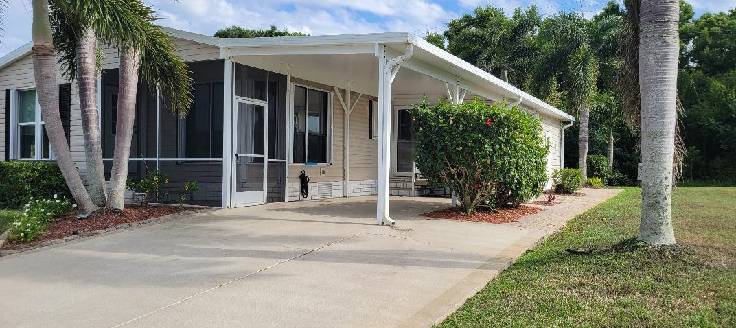251 Travis Cay Pl, Fort Pierce, FL 34982-7924