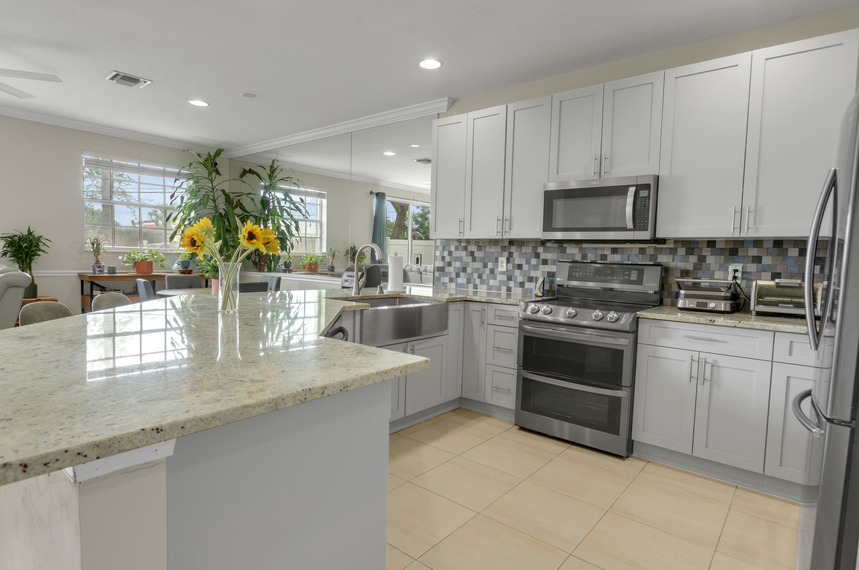 540 Marbella Cir, West Palm Beach, FL 33403-1230