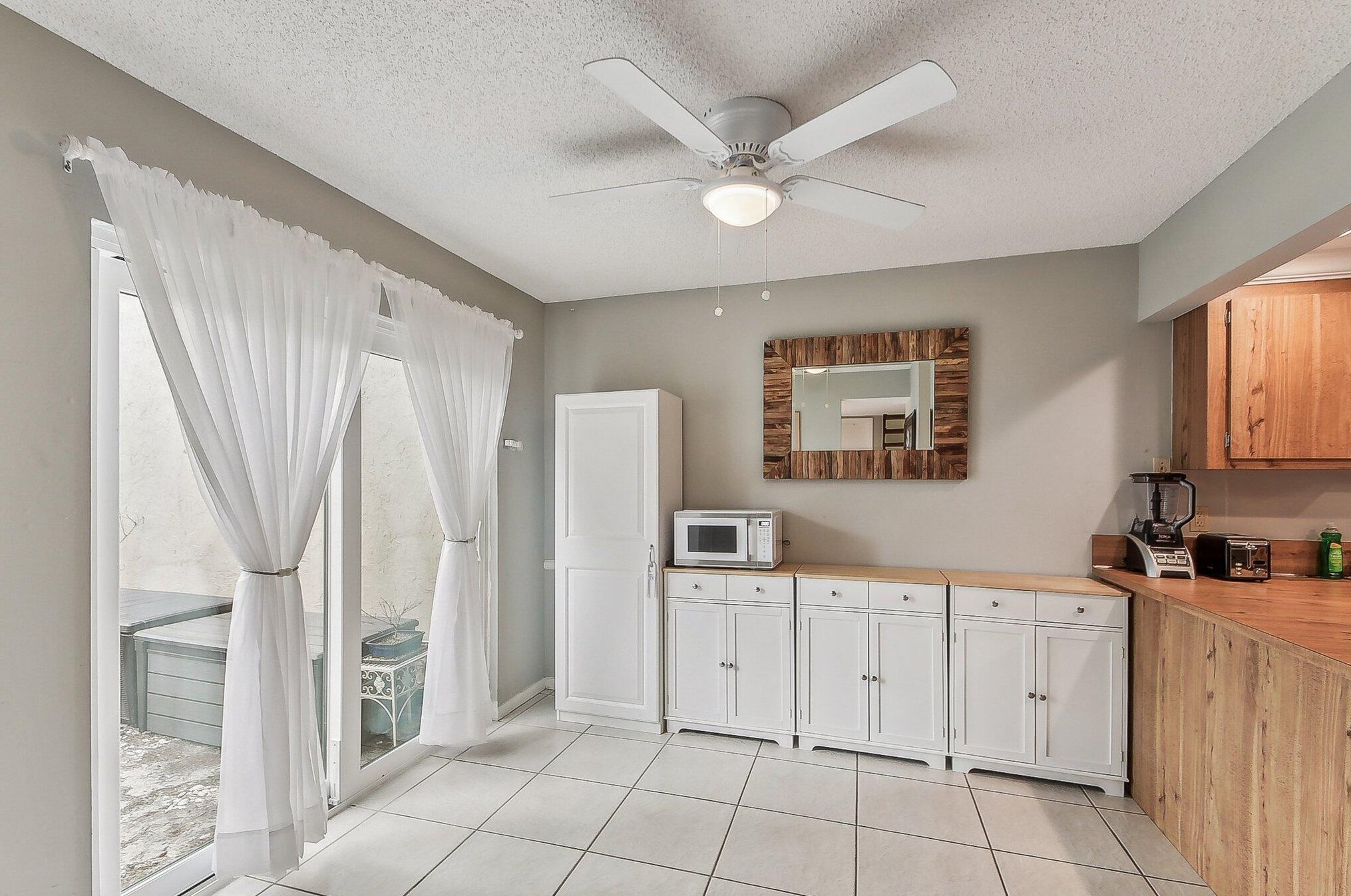 11063 Oakdale Rd, Boynton Beach FL 33437-1637 exterior