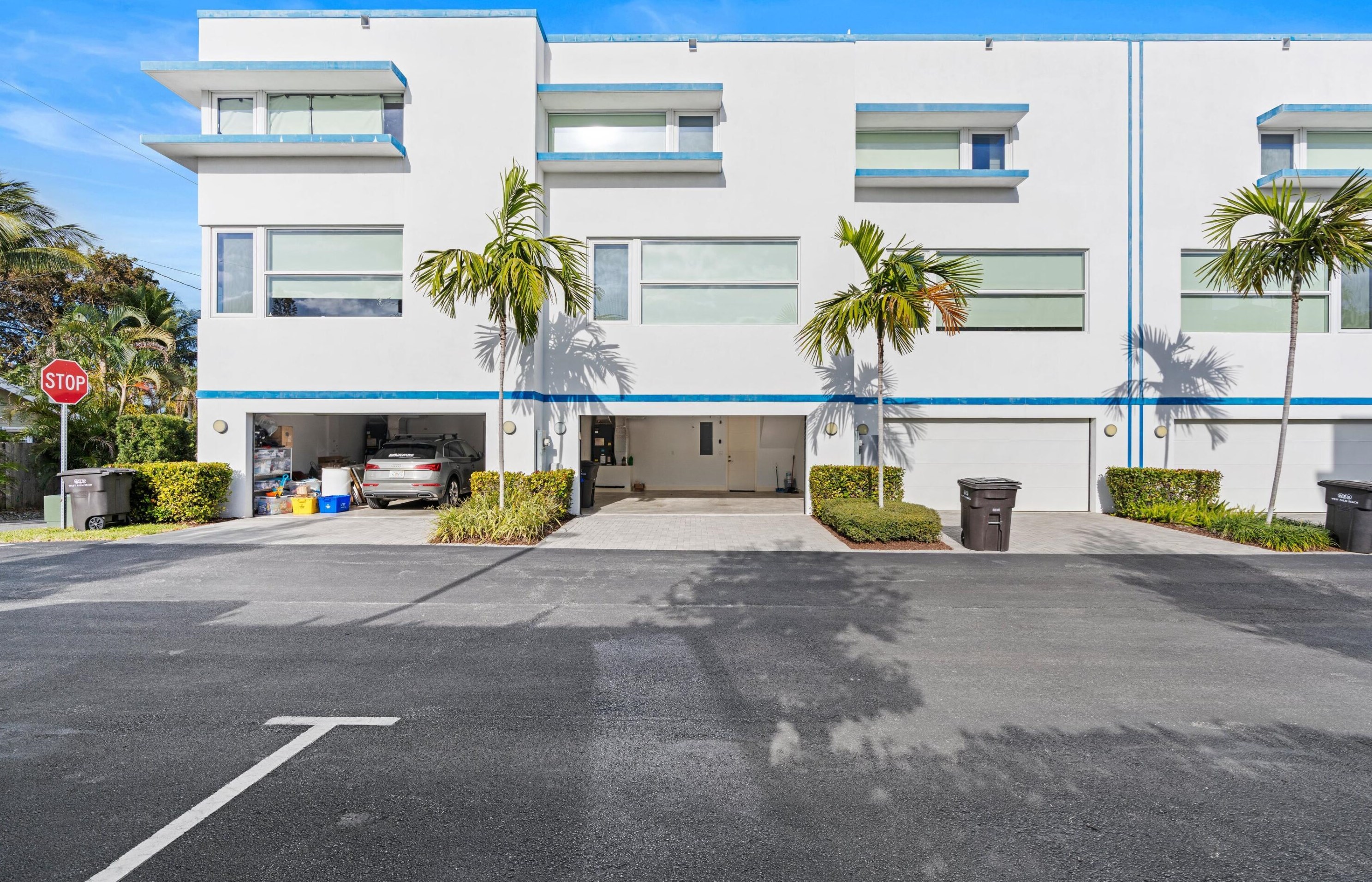 1210 Lake Ave, West Palm Beach, FL 33401-6638