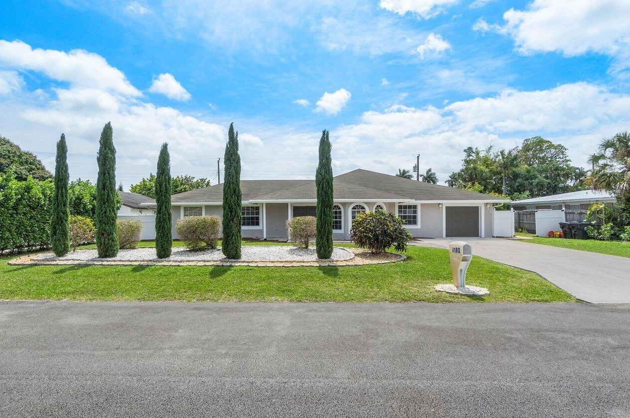 4180 Chukker Dr, West Palm Beach, FL 33406
