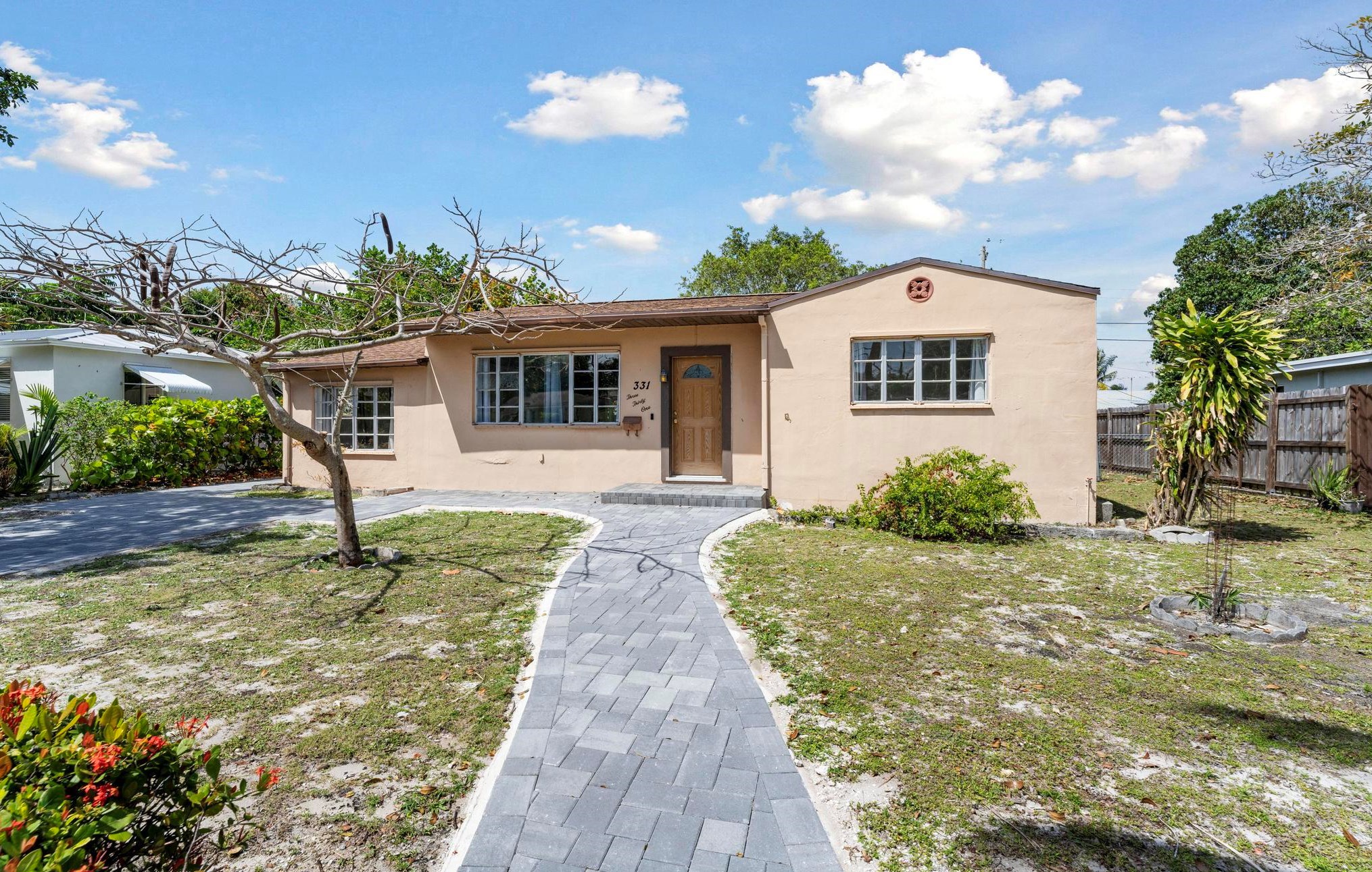 331 Winters St, West Palm Beach, FL 33405