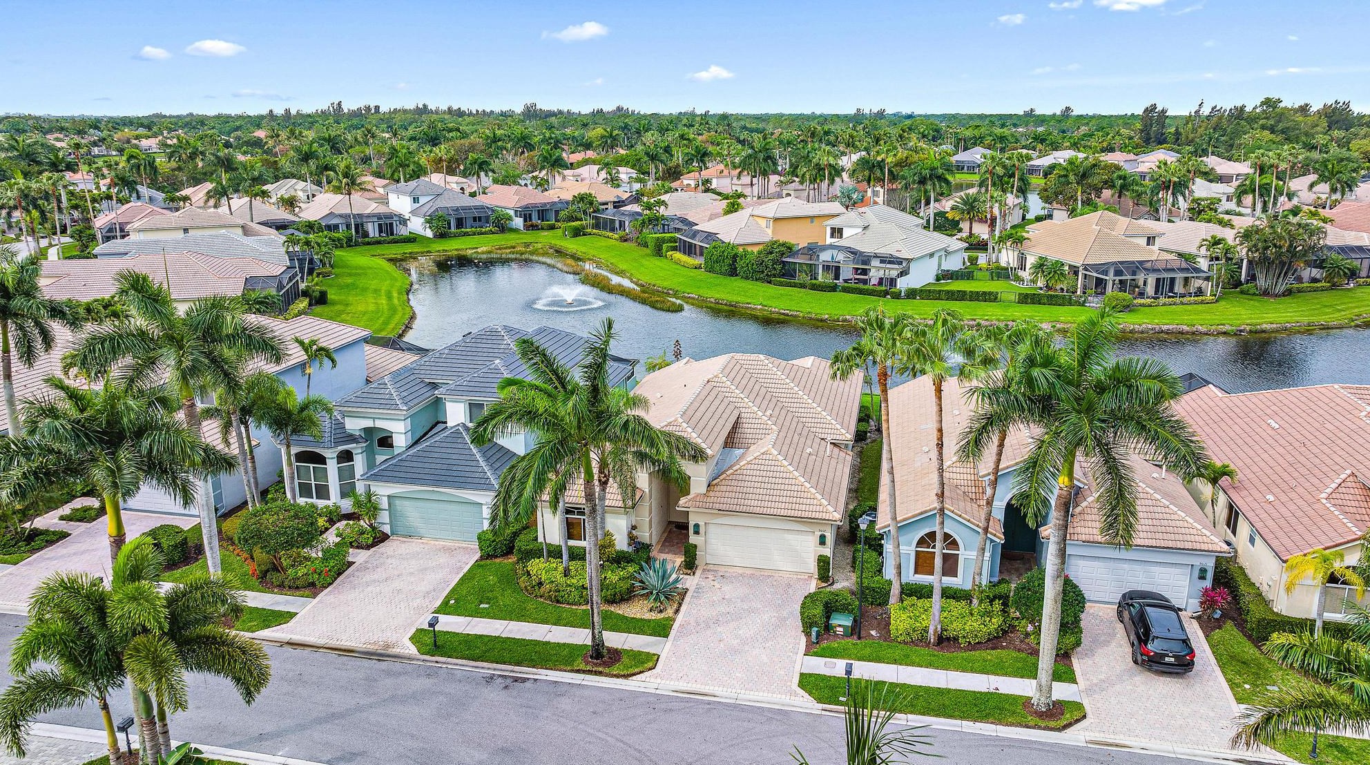 9017 Sand Pine Ln, West Palm Beach, FL 33412-1307