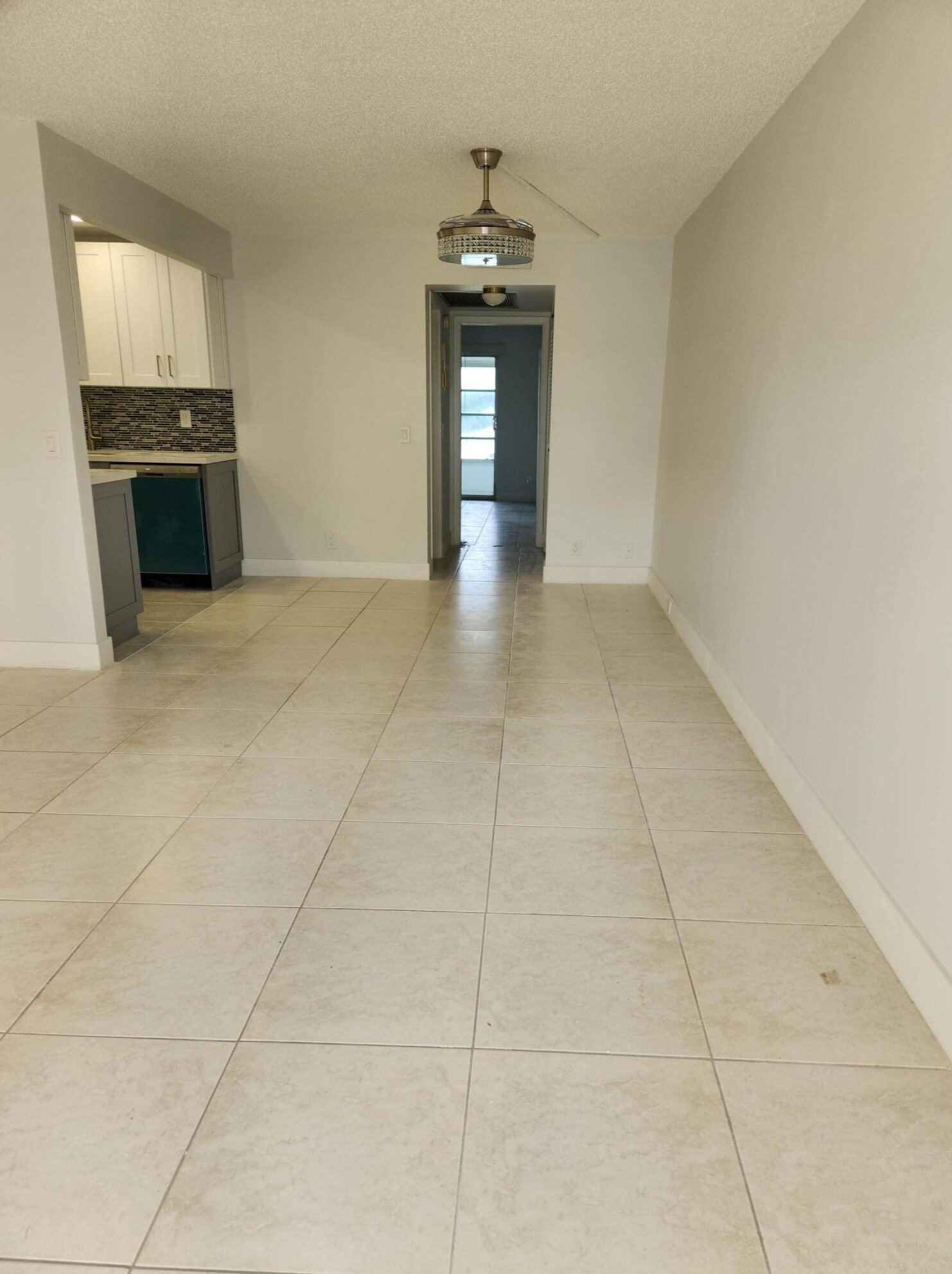 1060 Ainslie D, Boca Raton, FL 33434